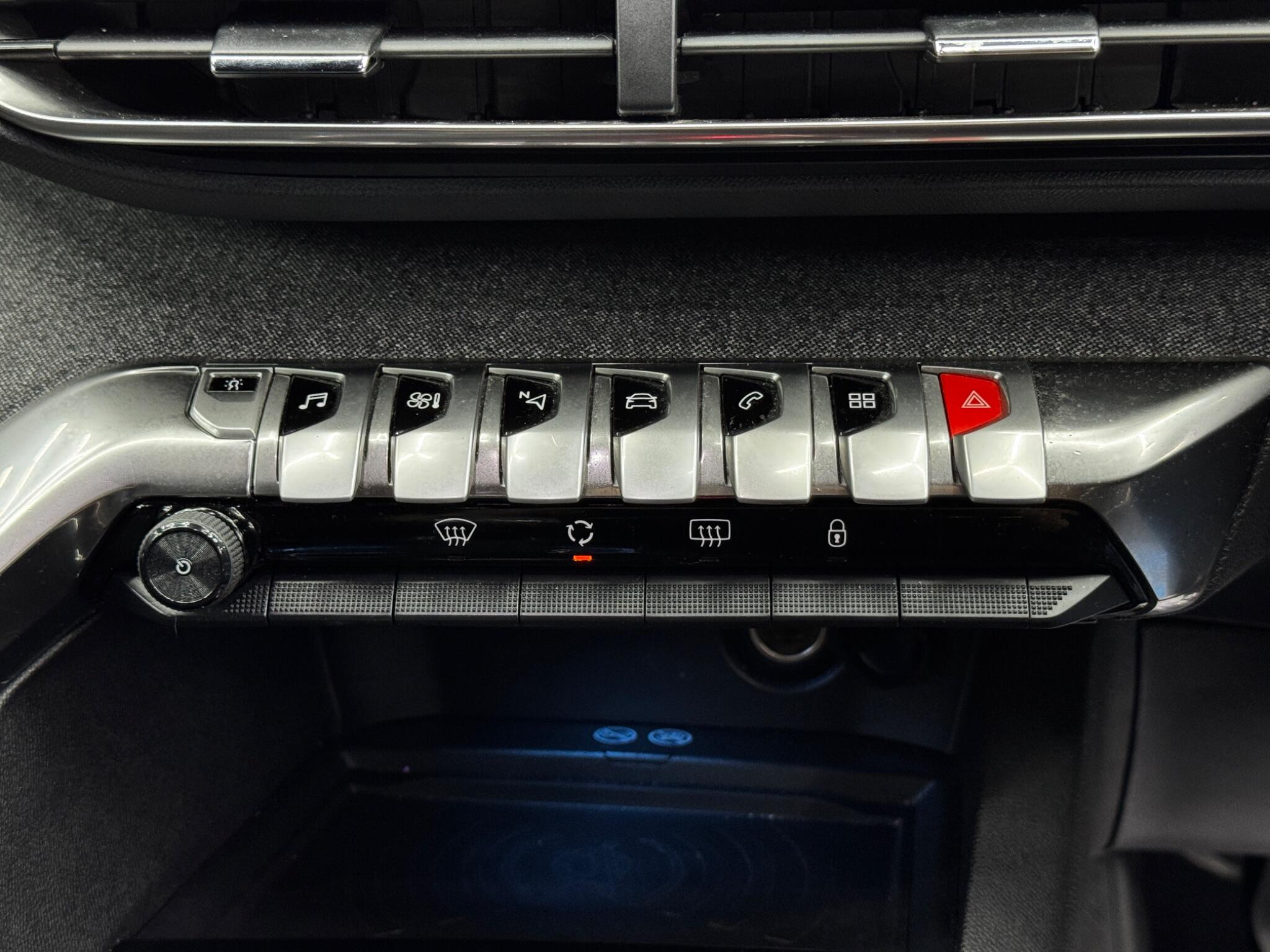 Peugeot 3008 view 29