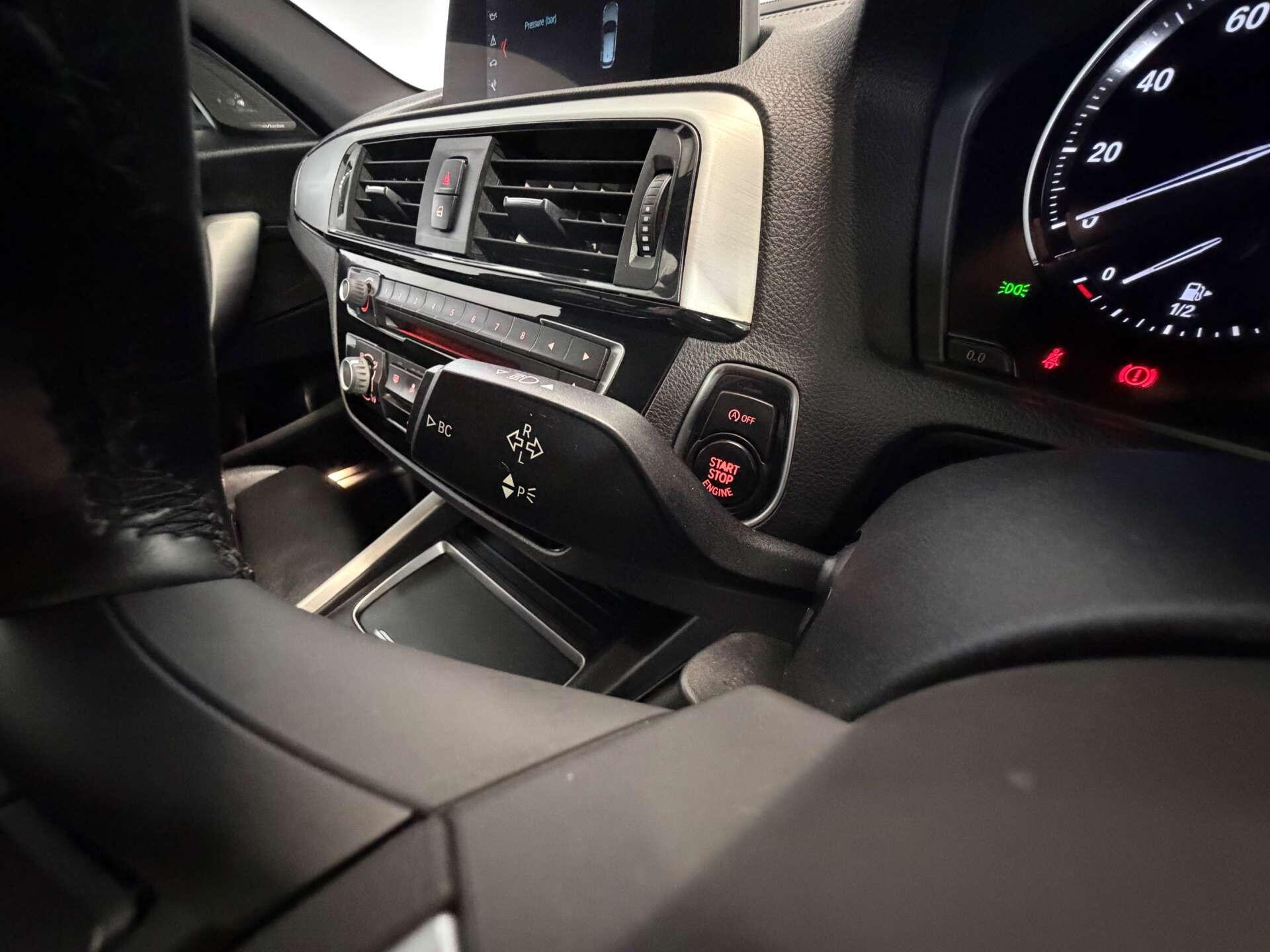 BMW 1 Series view 29
