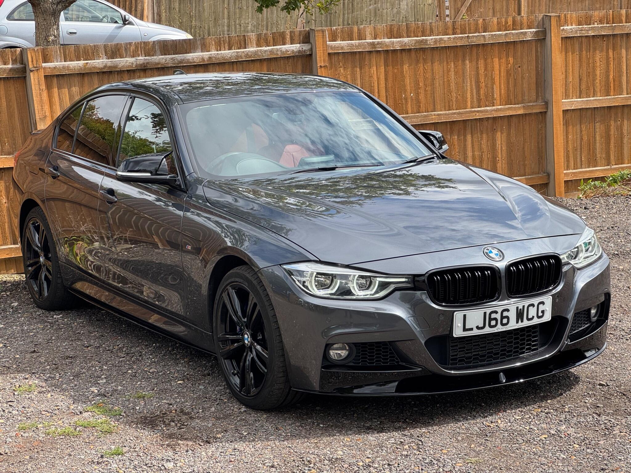 BMW 3 Series view 5