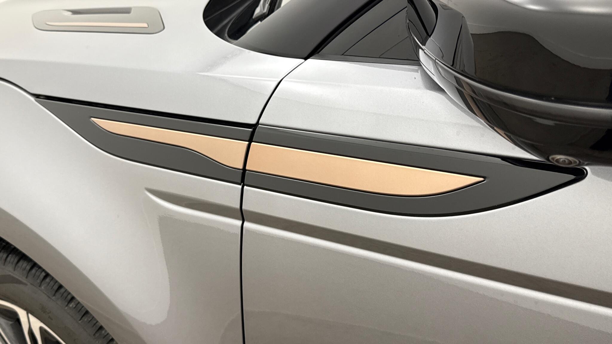 Land Rover Range Rover Evoque view 20