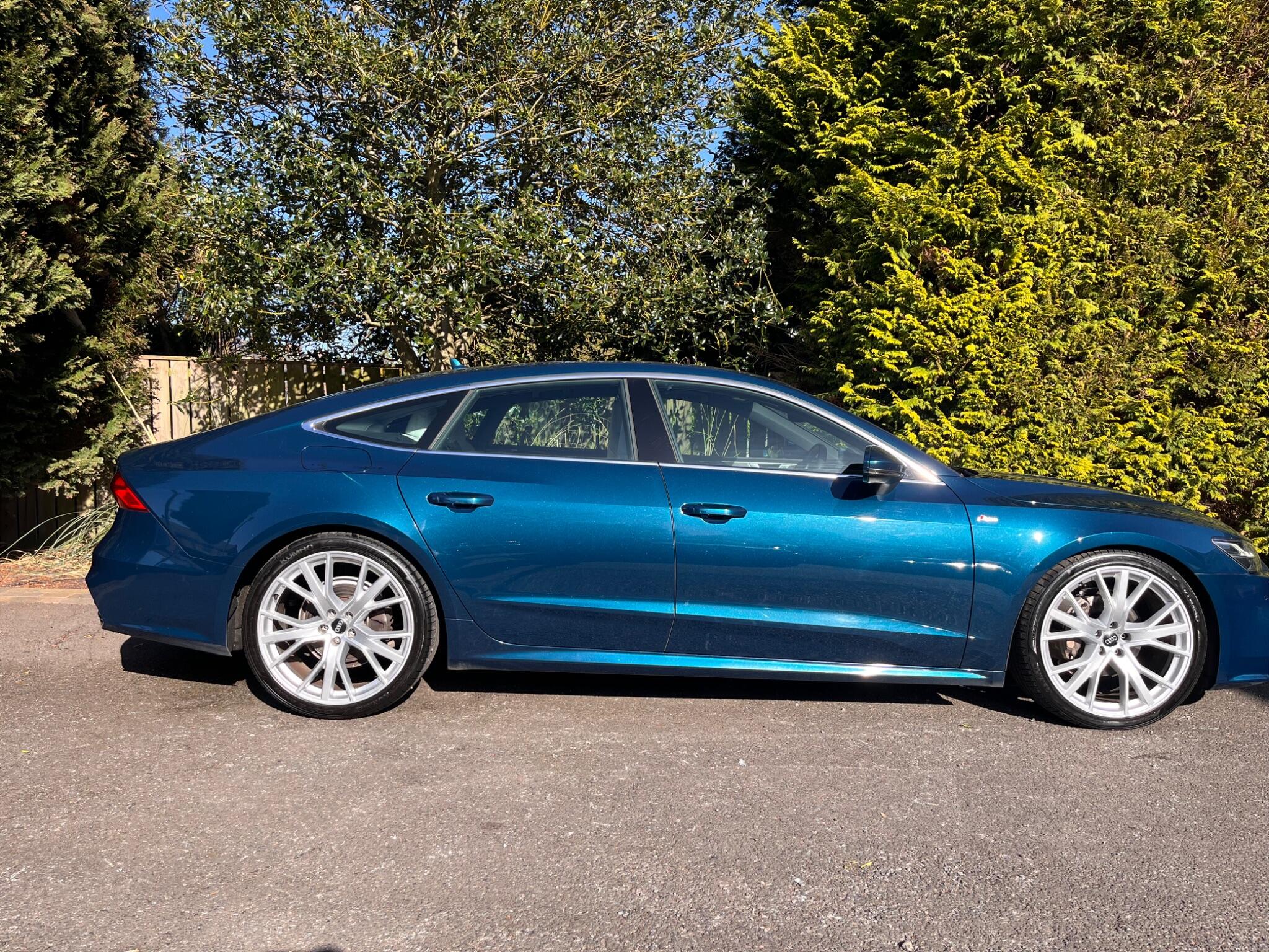 Audi A7 view 17