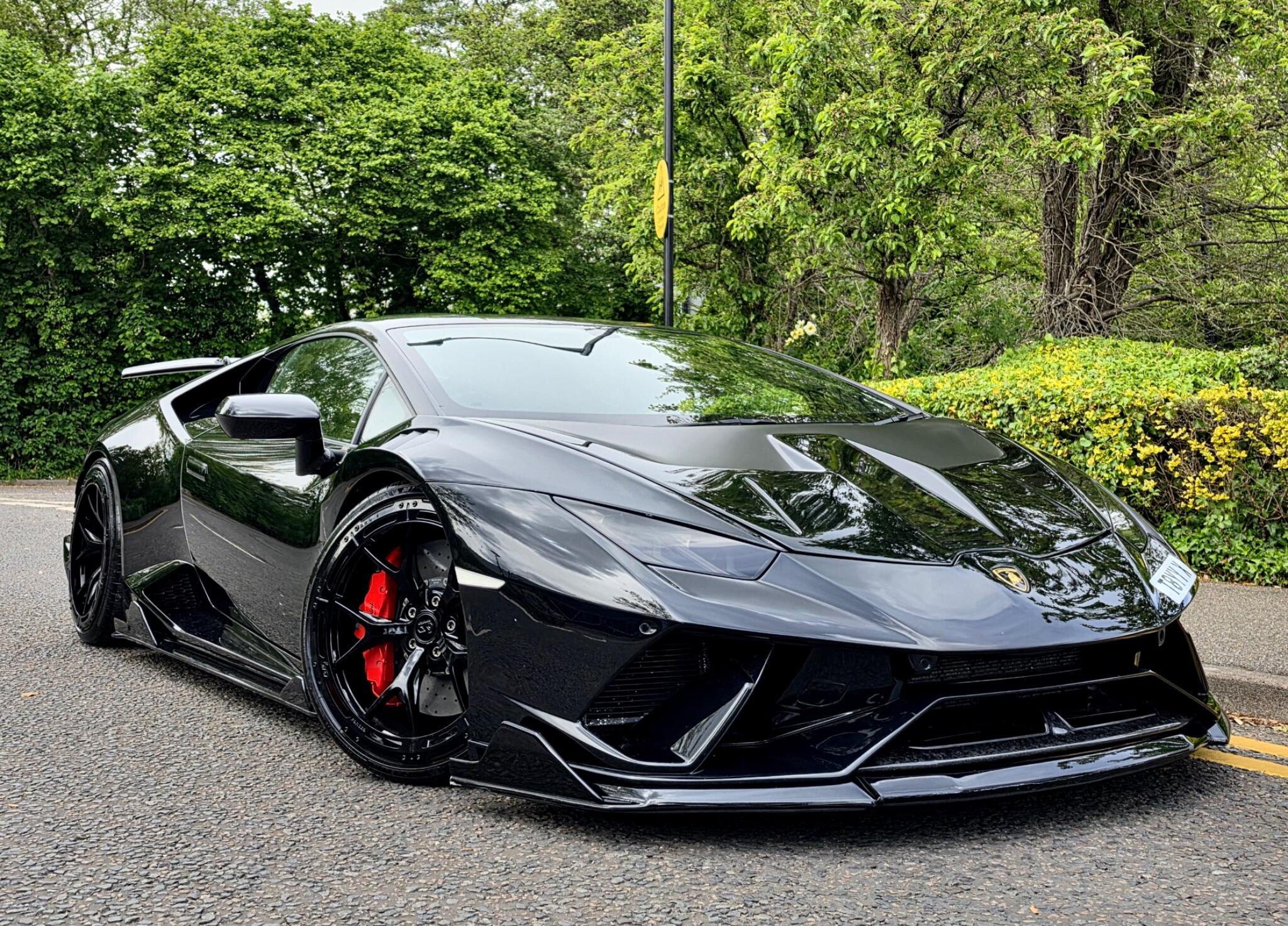 Lamborghini Huracan view 13