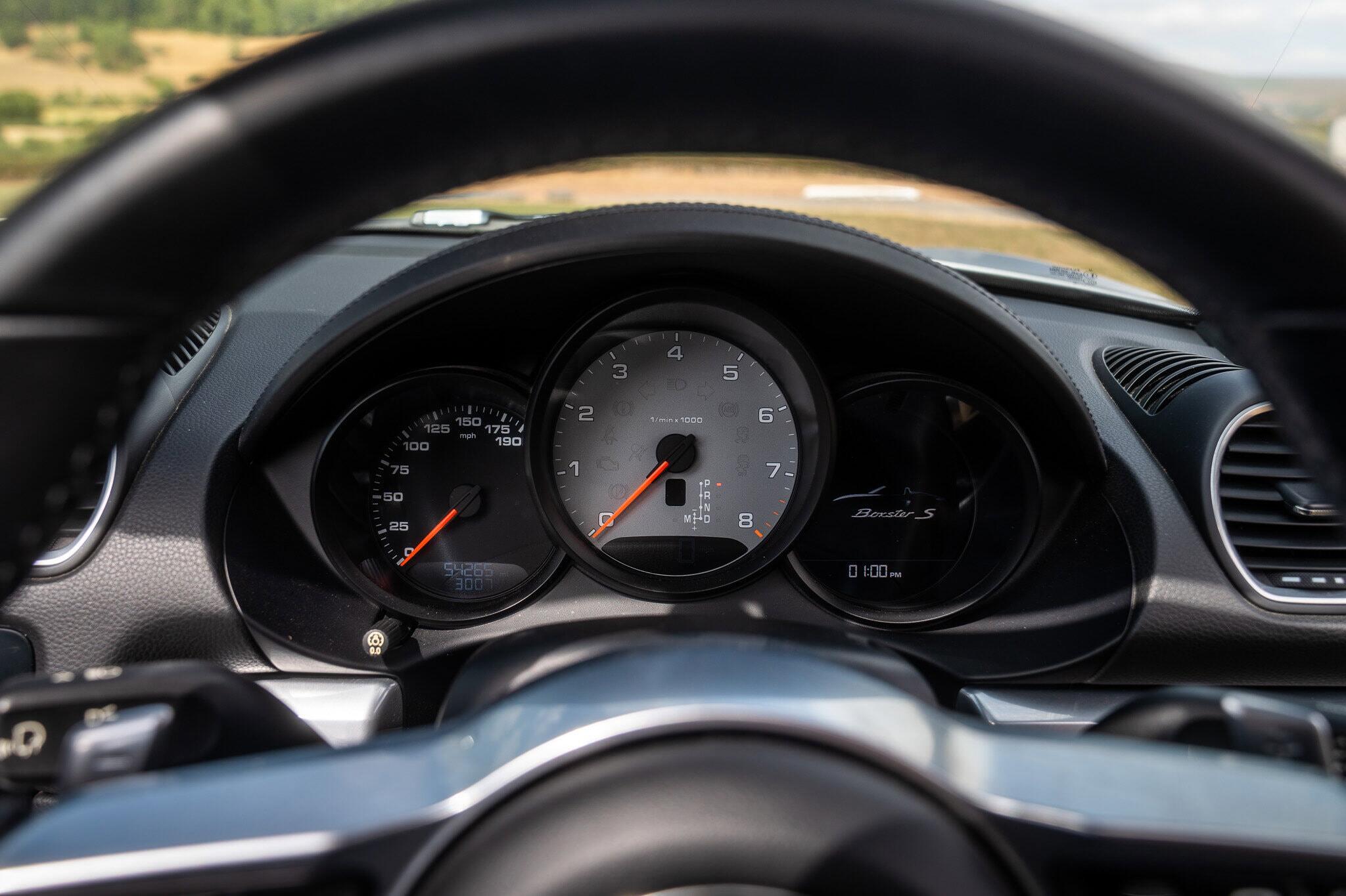 Porsche 718 Boxster view 31