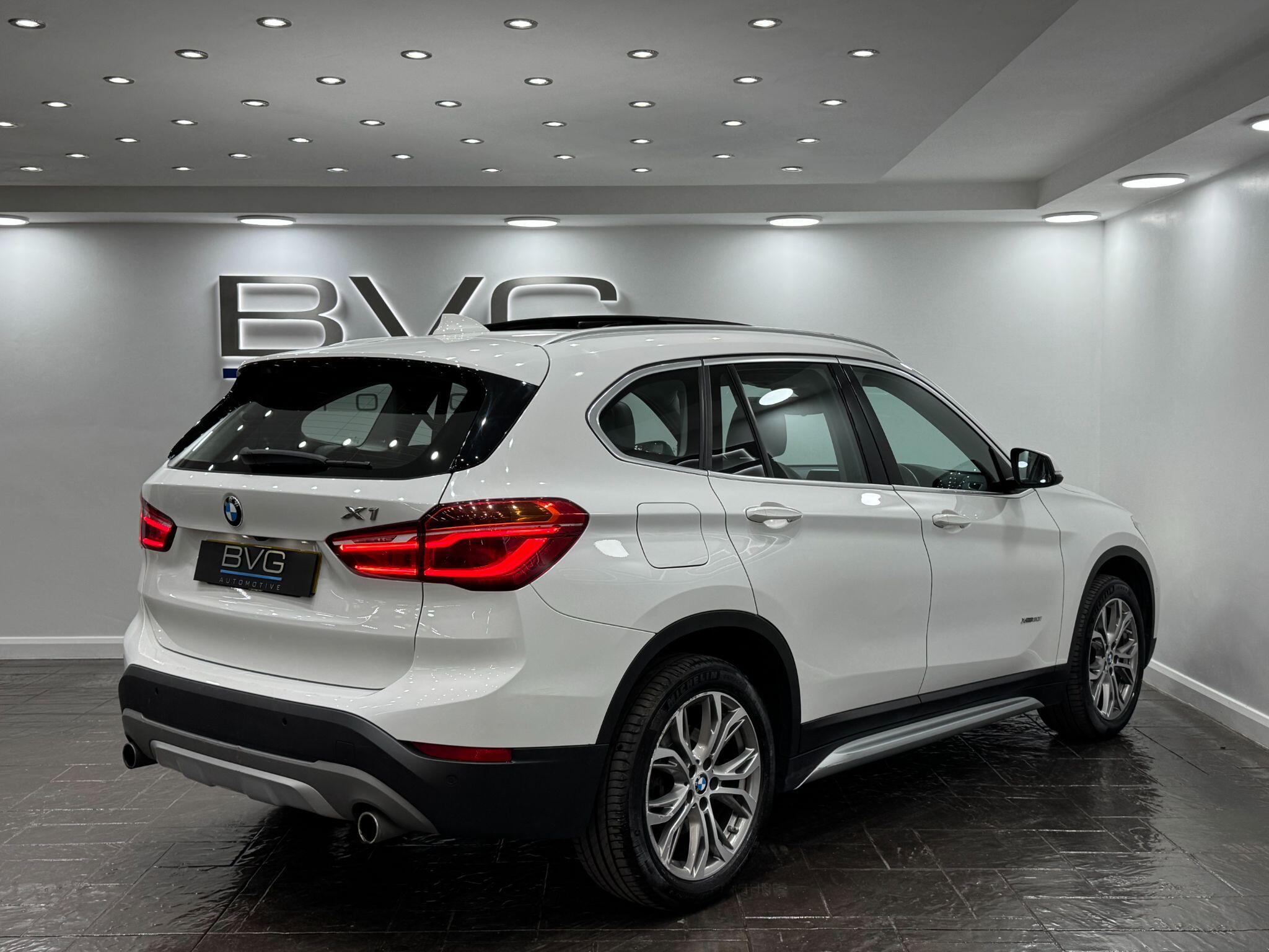 BMW X1 view 11