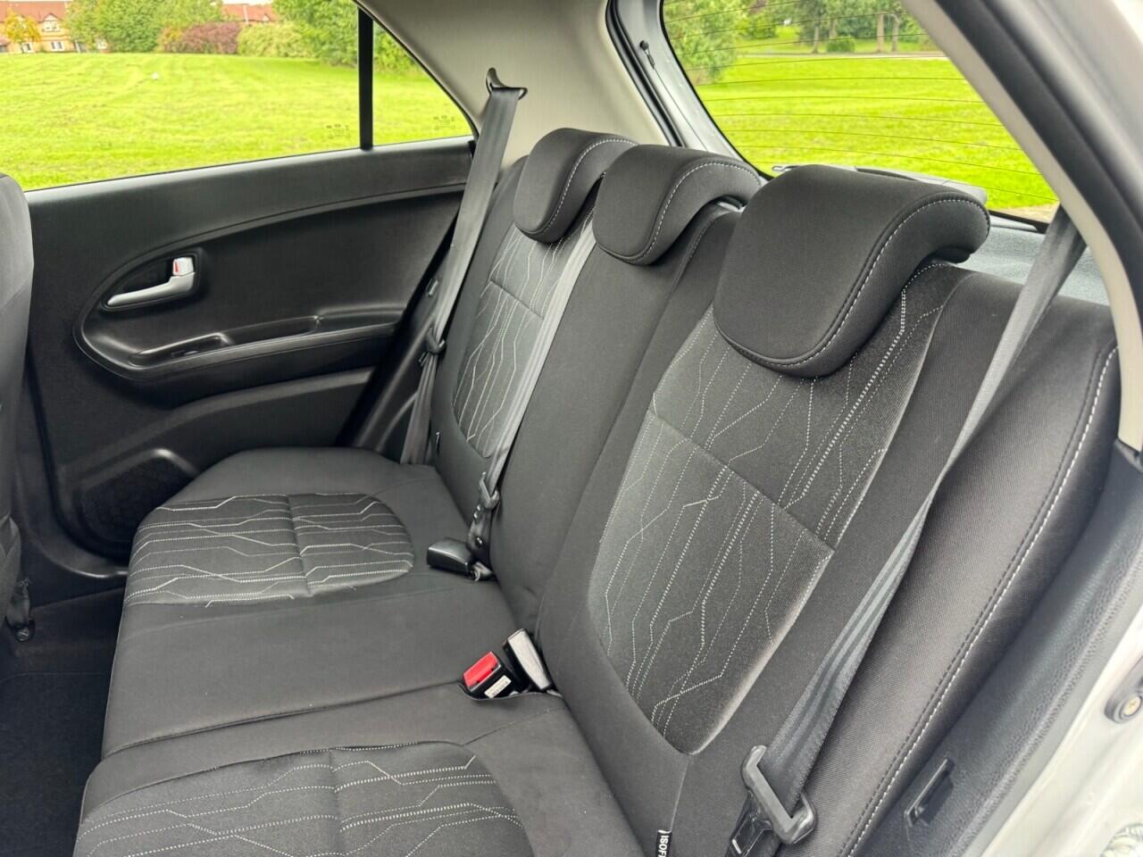 Kia Picanto view 17