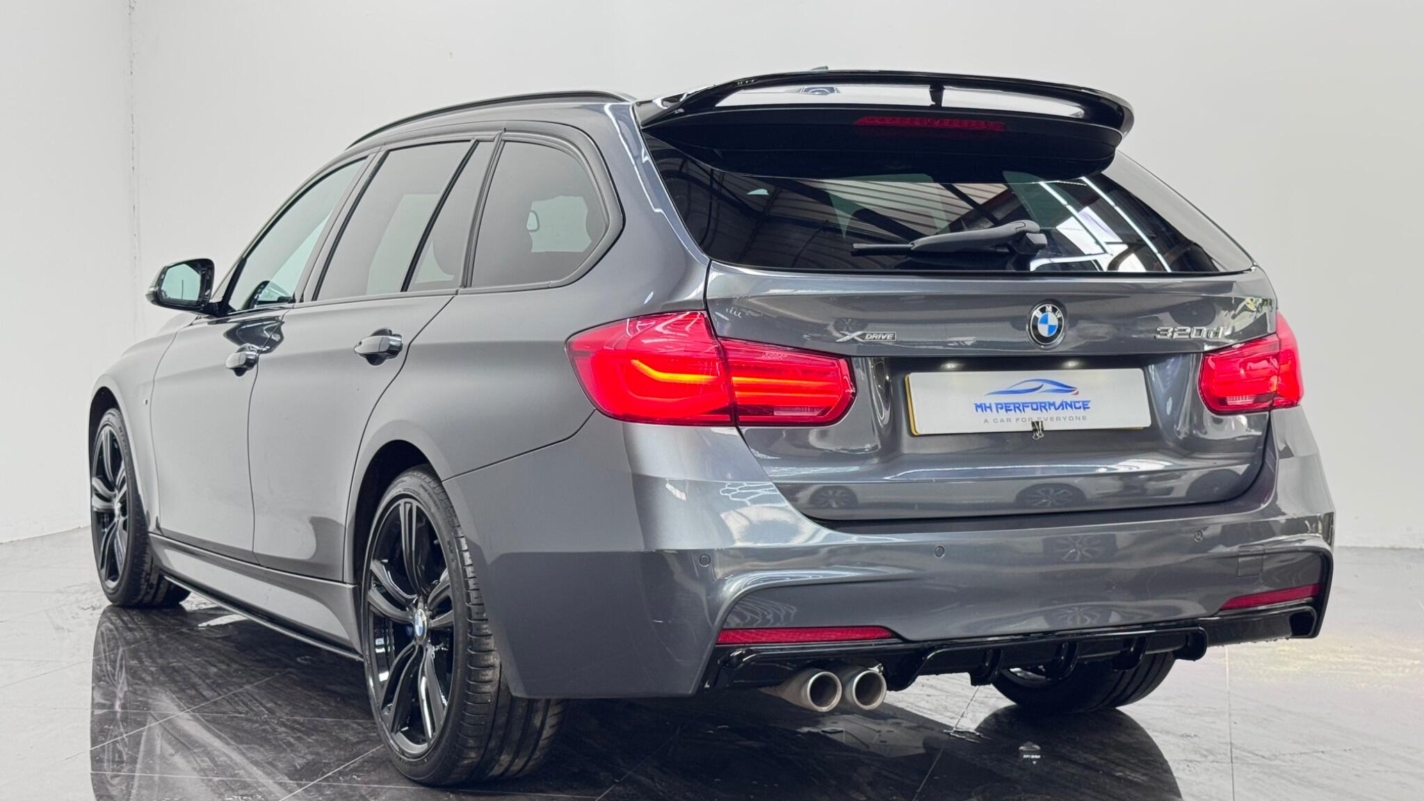 BMW 3 Series view 47