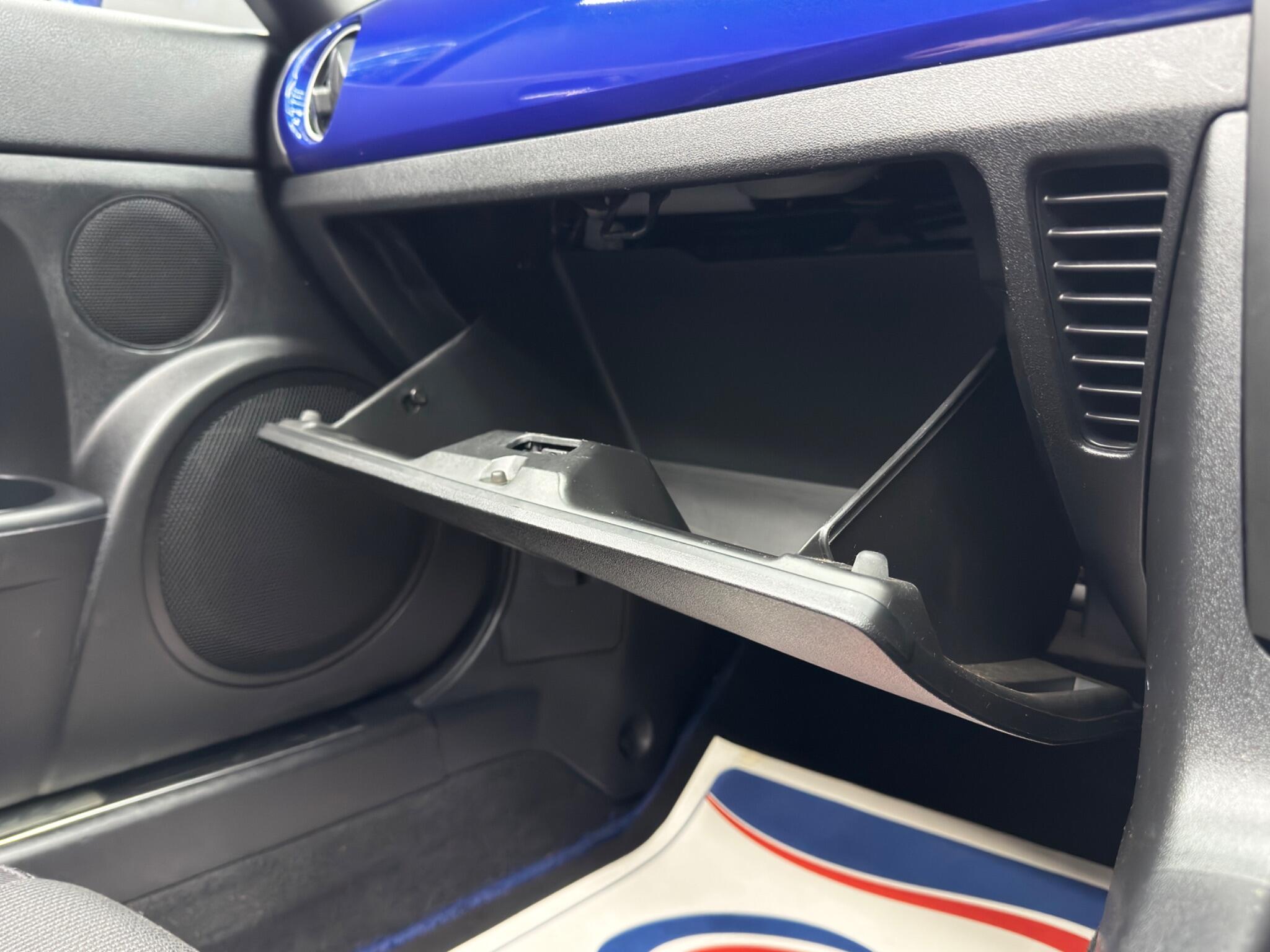 Mazda MX-5 view 27