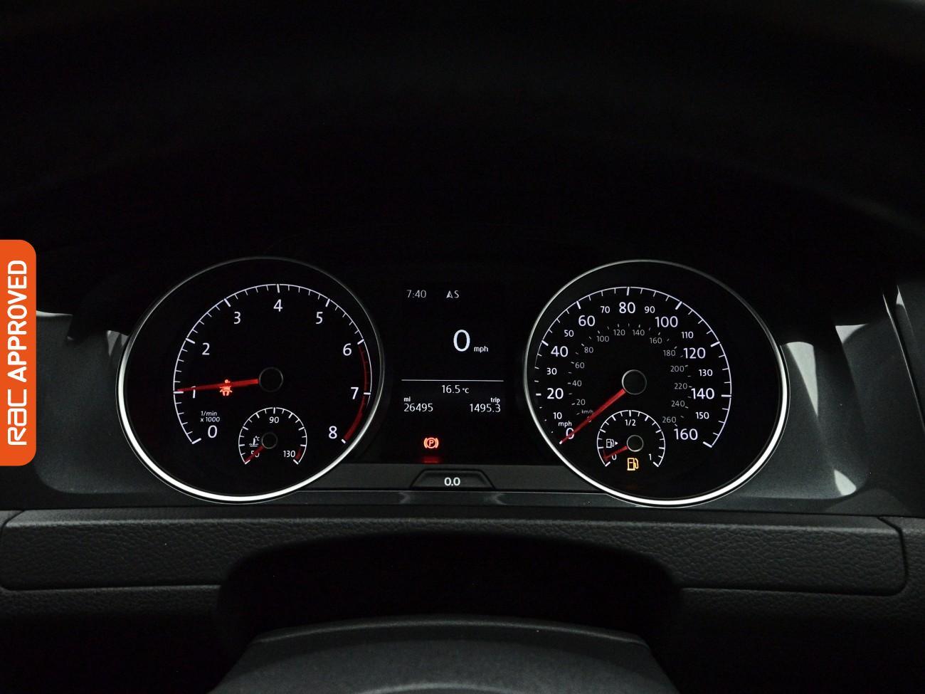 Volkswagen Golf view 11