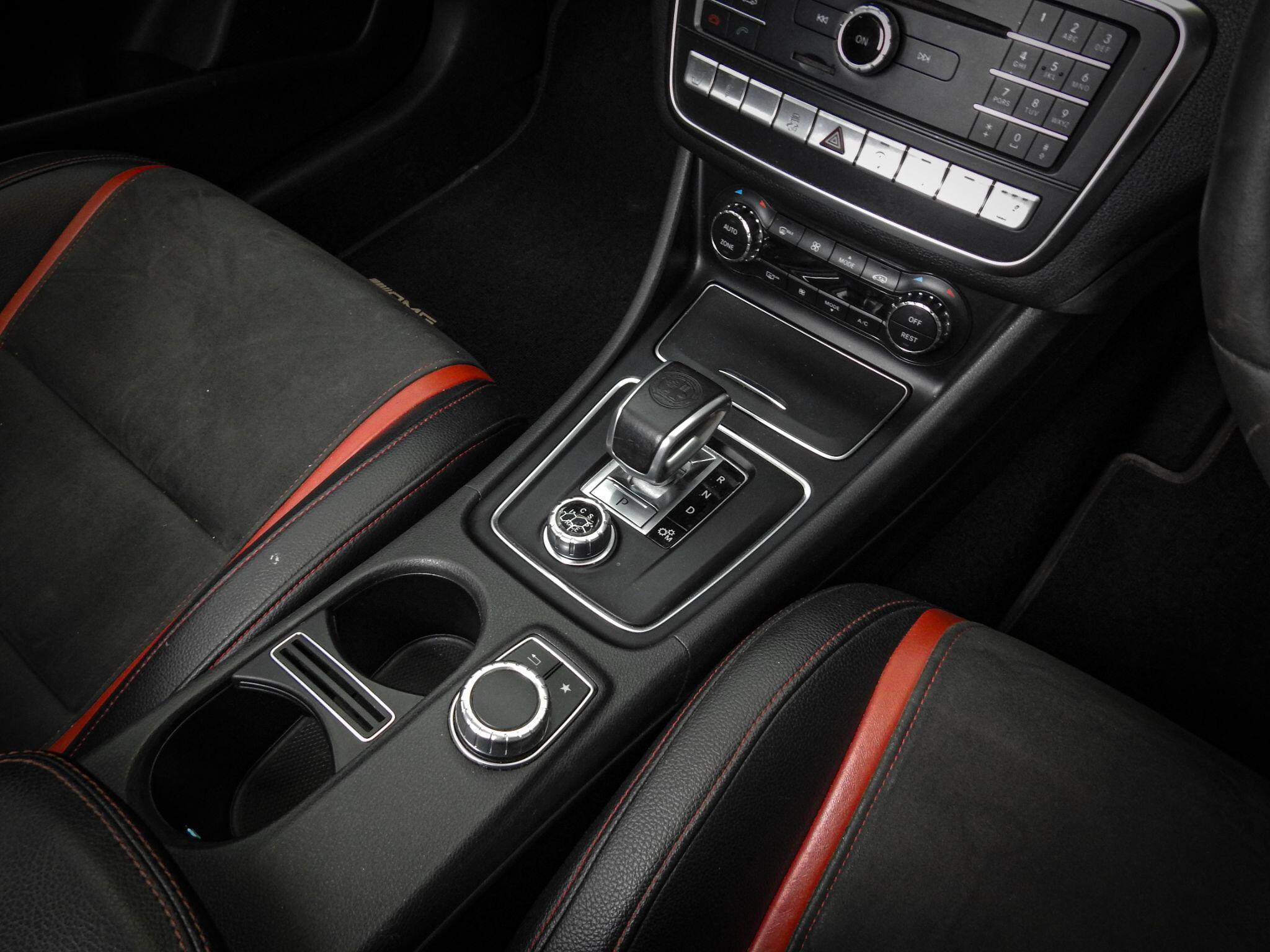 Mercedes-Benz Cla view 35