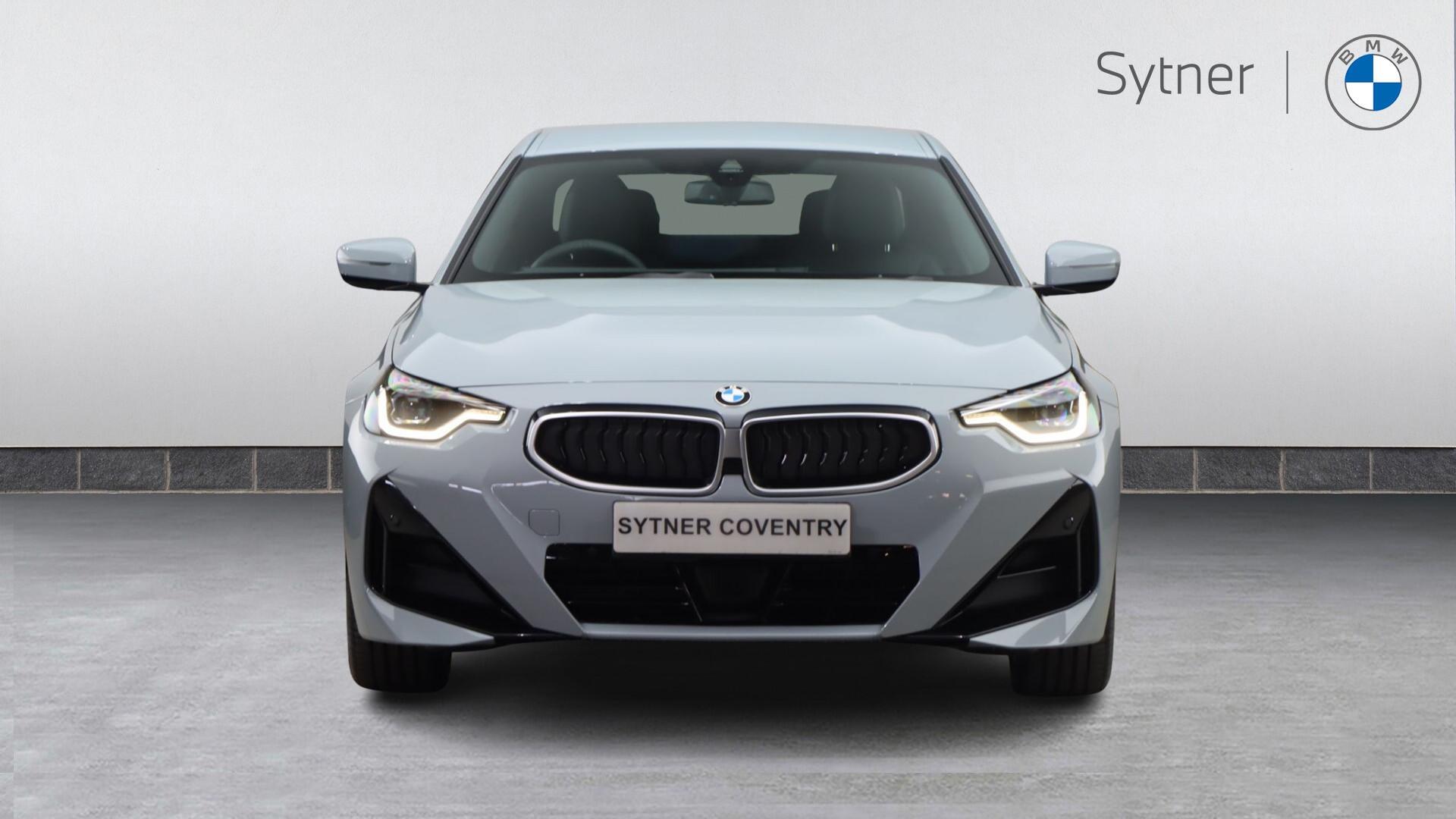 BMW 2 Series view 2
