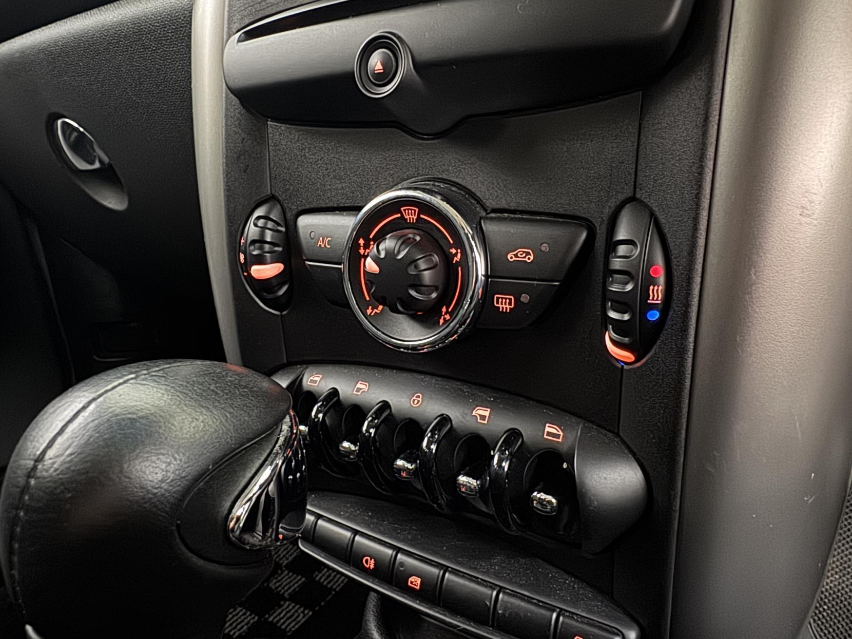 Mini Countryman view 66