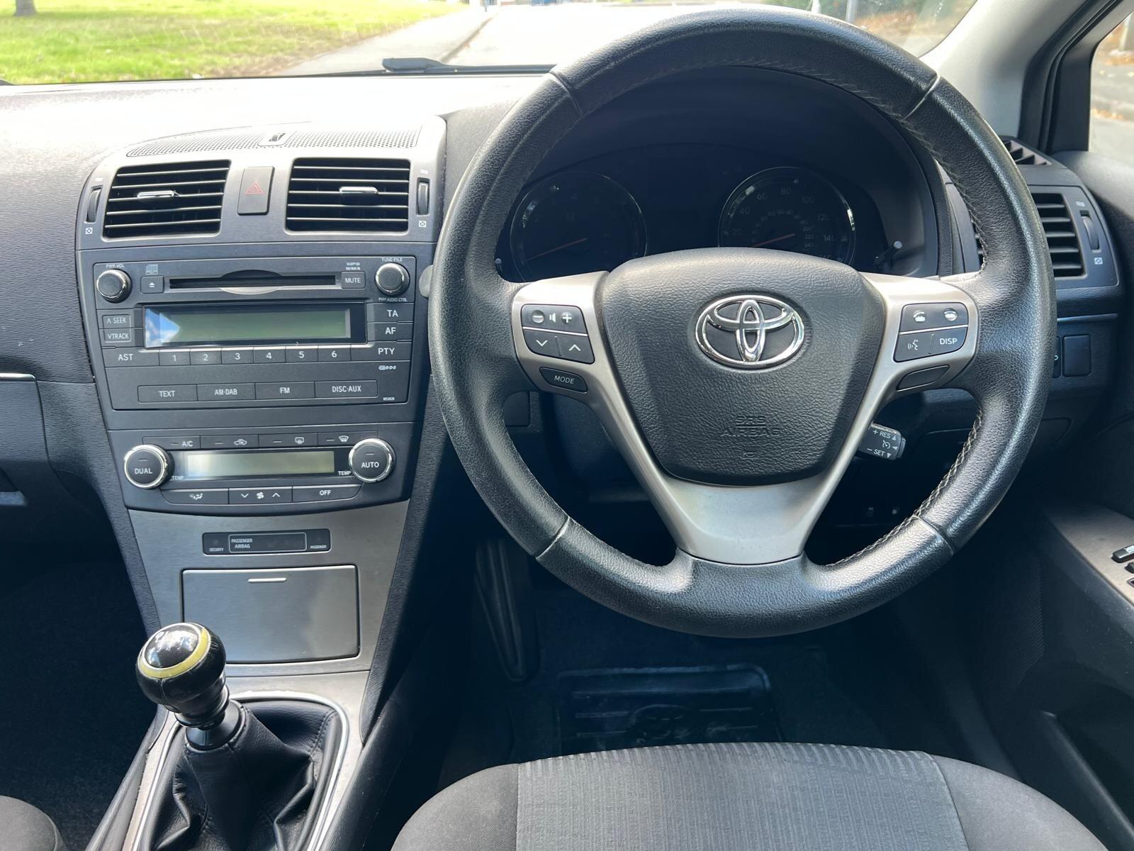 Toyota Avensis view 22