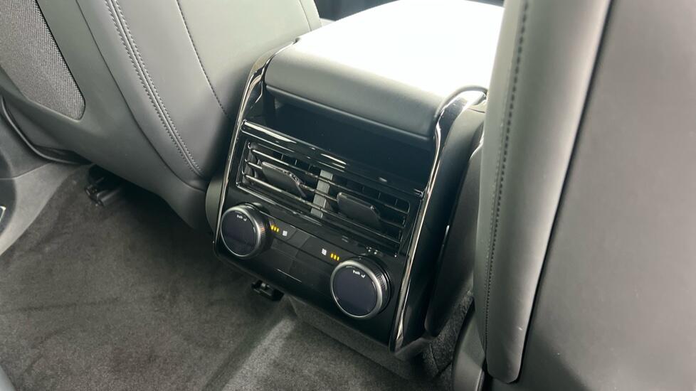 Land Rover Range Rover Sport view 18