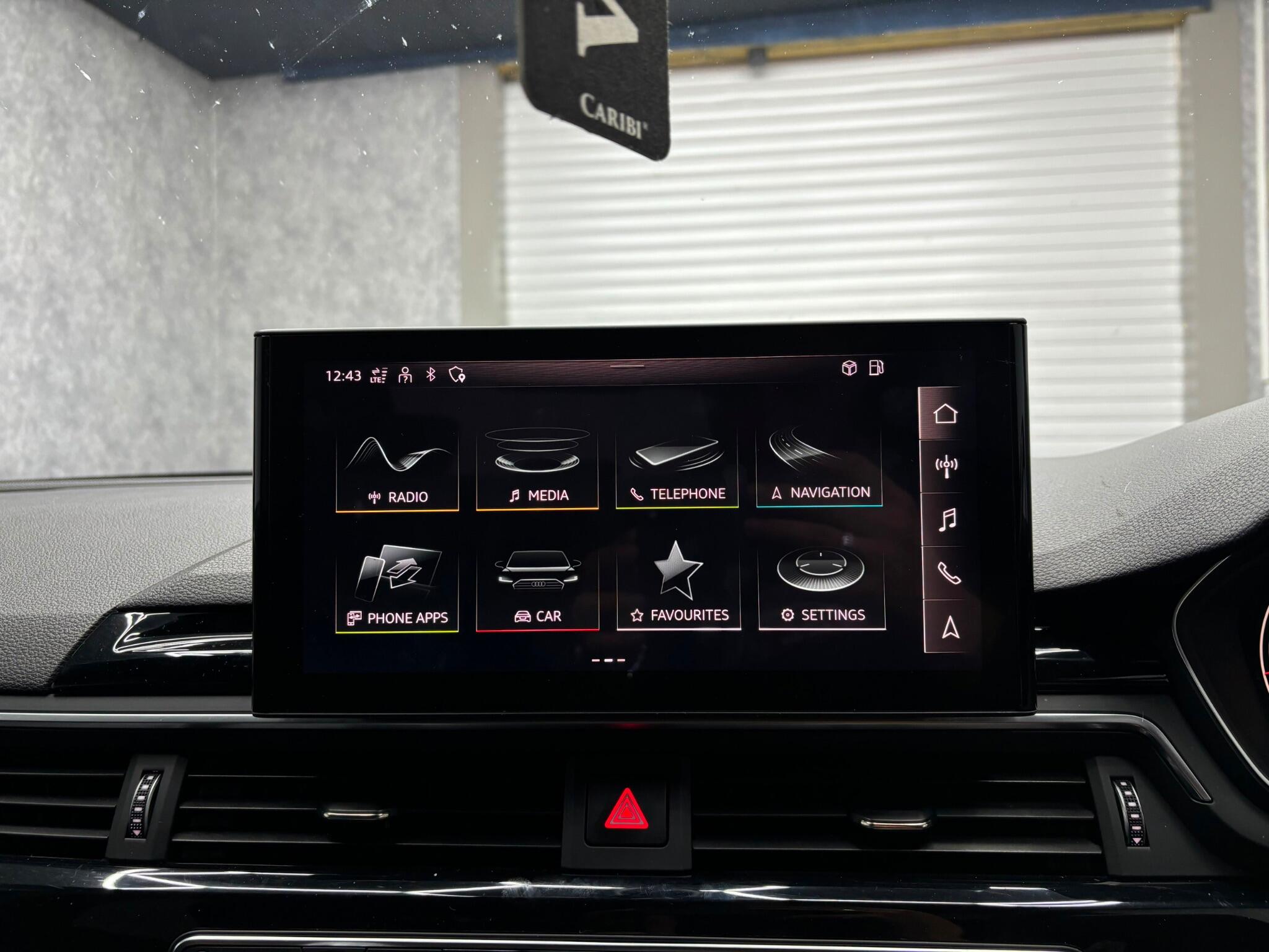 Audi A4 view 20