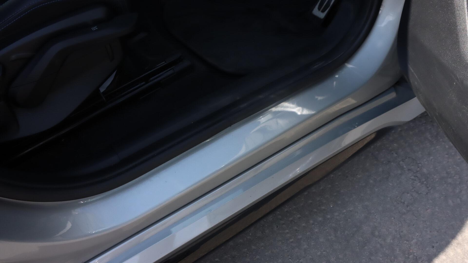 BMW Ix1 view 29
