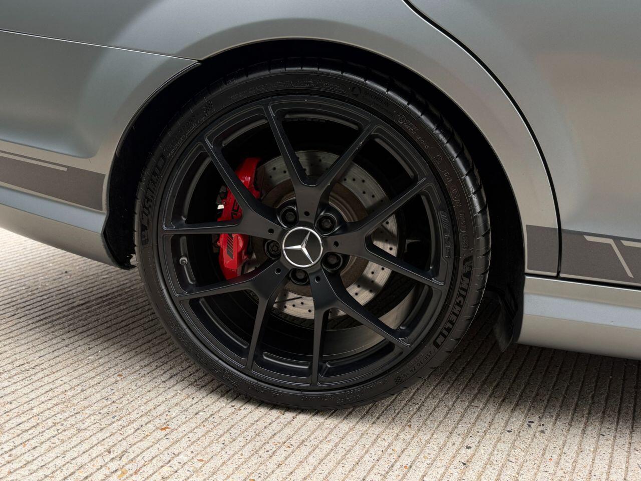 Mercedes-Benz C Class view 12