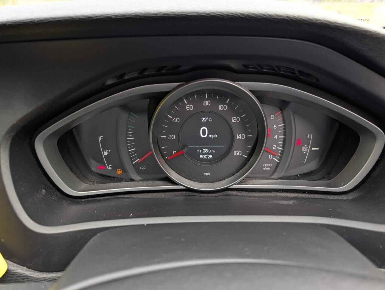 Volvo V40 view 26
