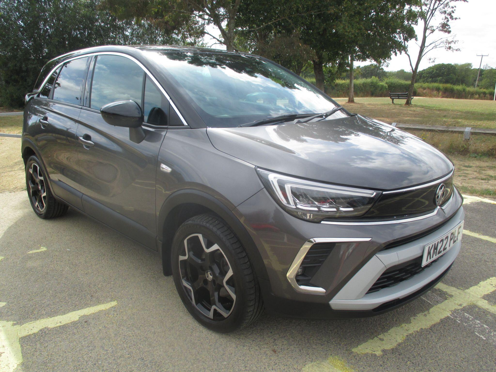 Vauxhall Crossland view 3