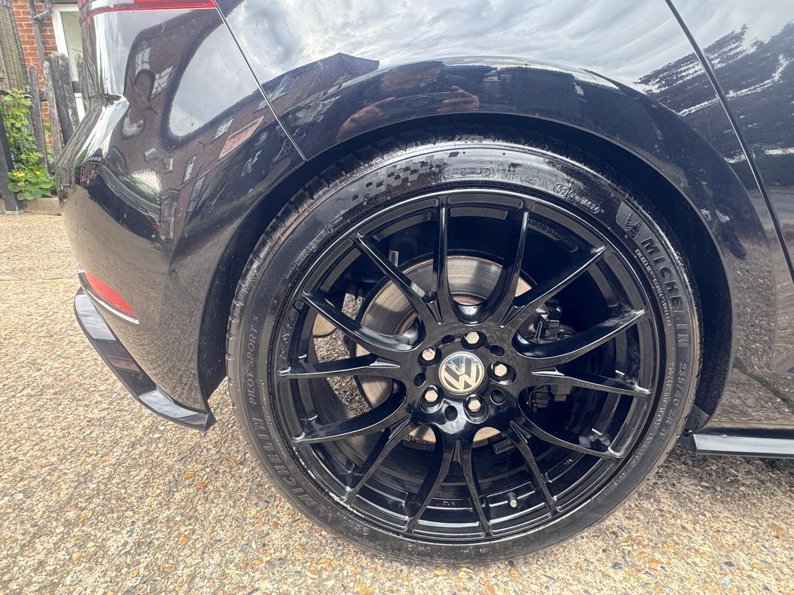 Volkswagen Golf view 37