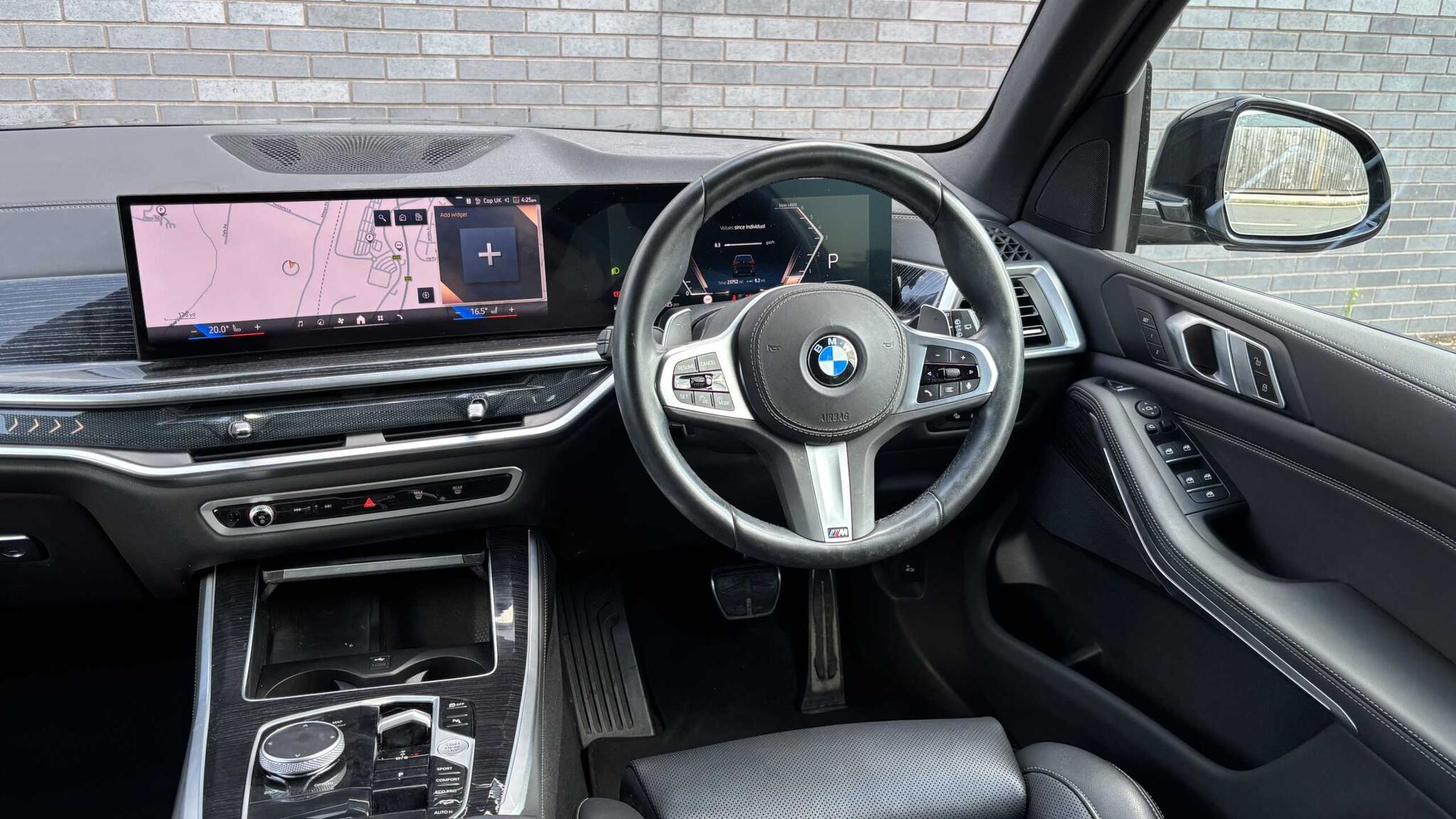 BMW X5 view 5