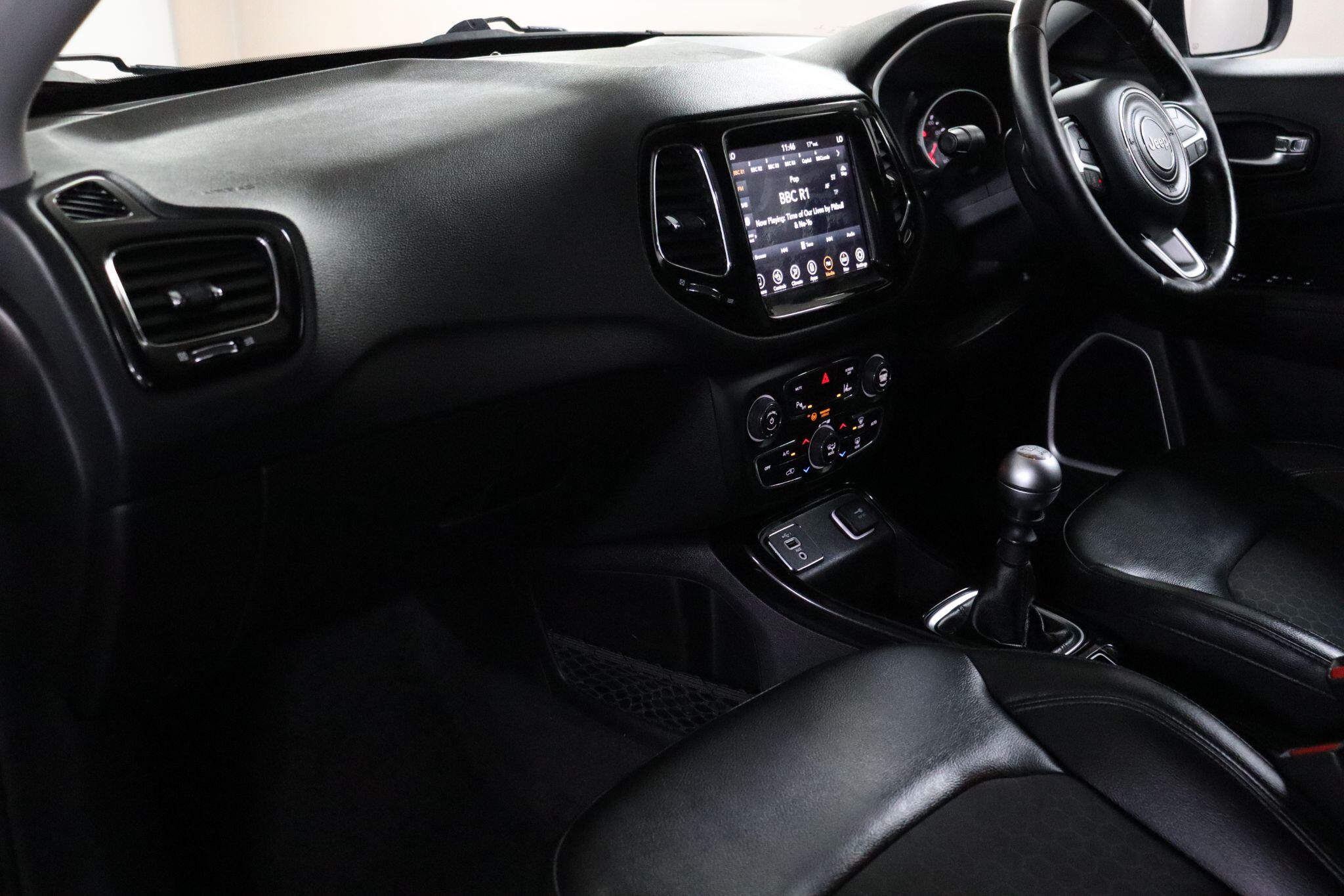 Jeep Compass view 34