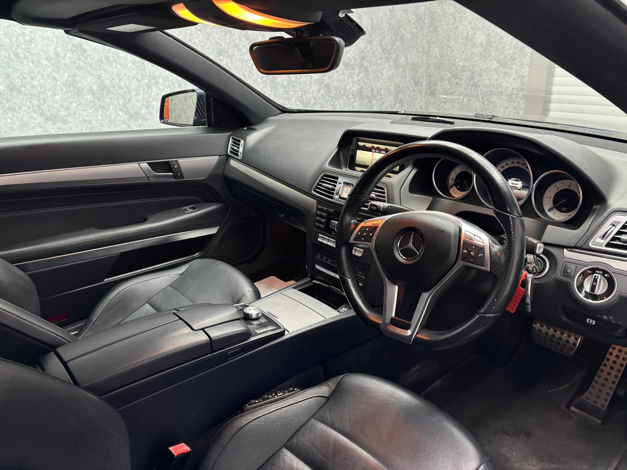 Mercedes-Benz E Class view 4
