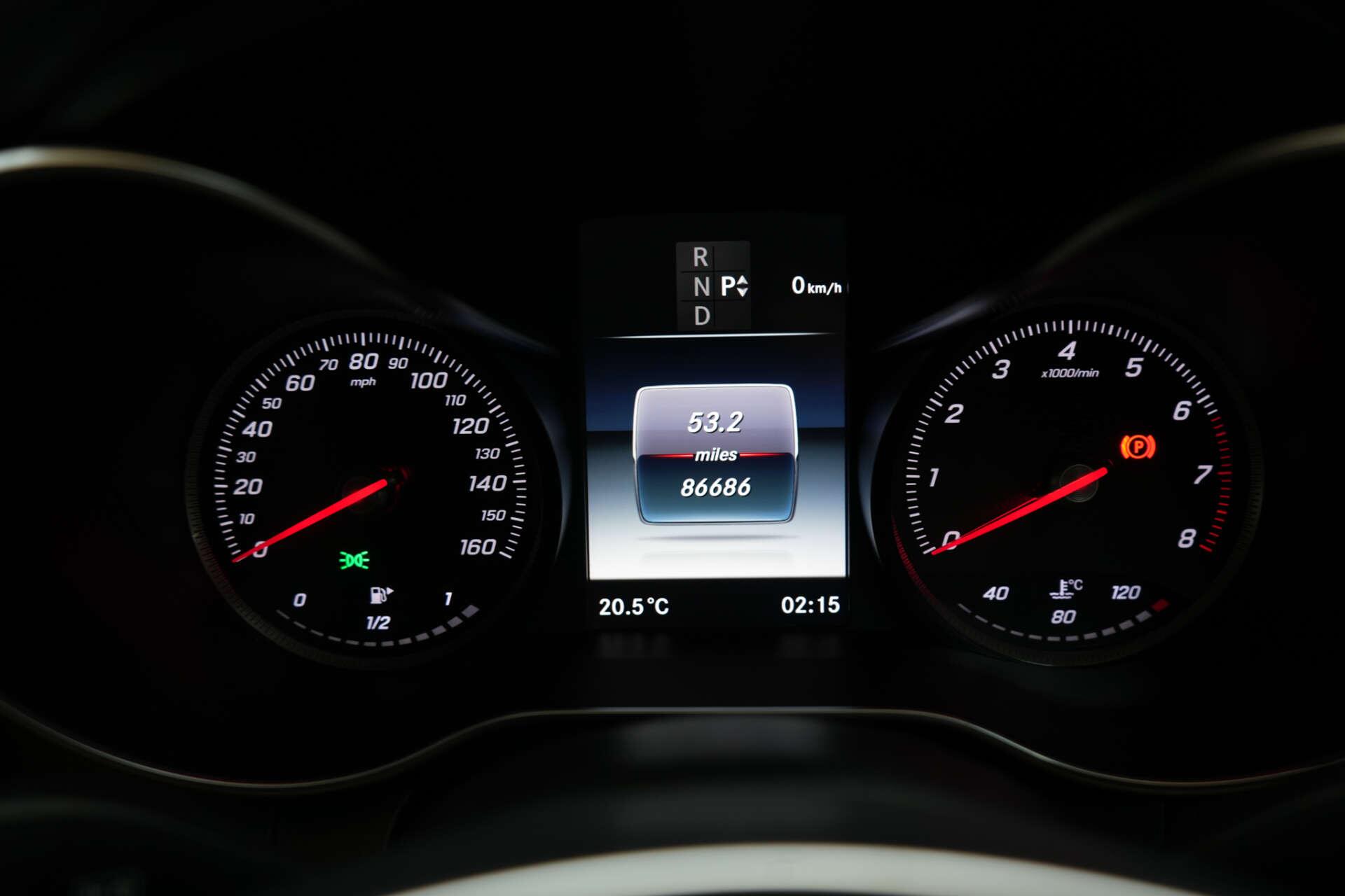 Mercedes-Benz C-Class view 39