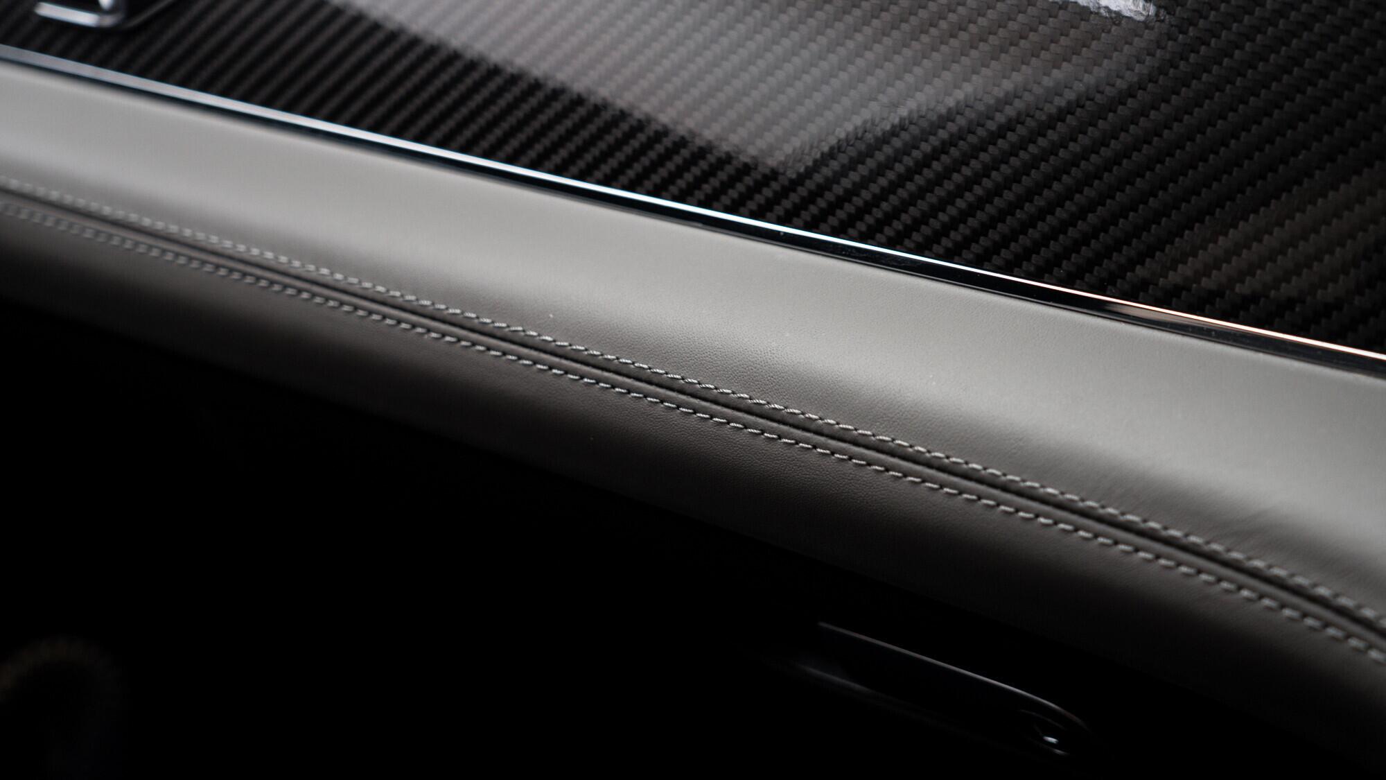 Bentley Bentayga view 65