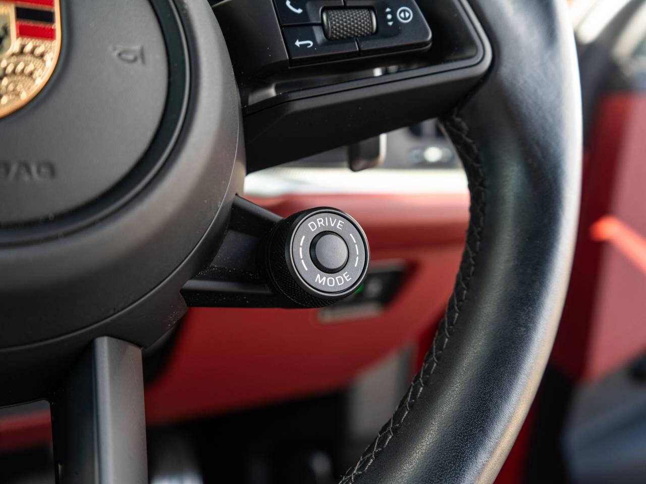 Porsche Cayenne view 23