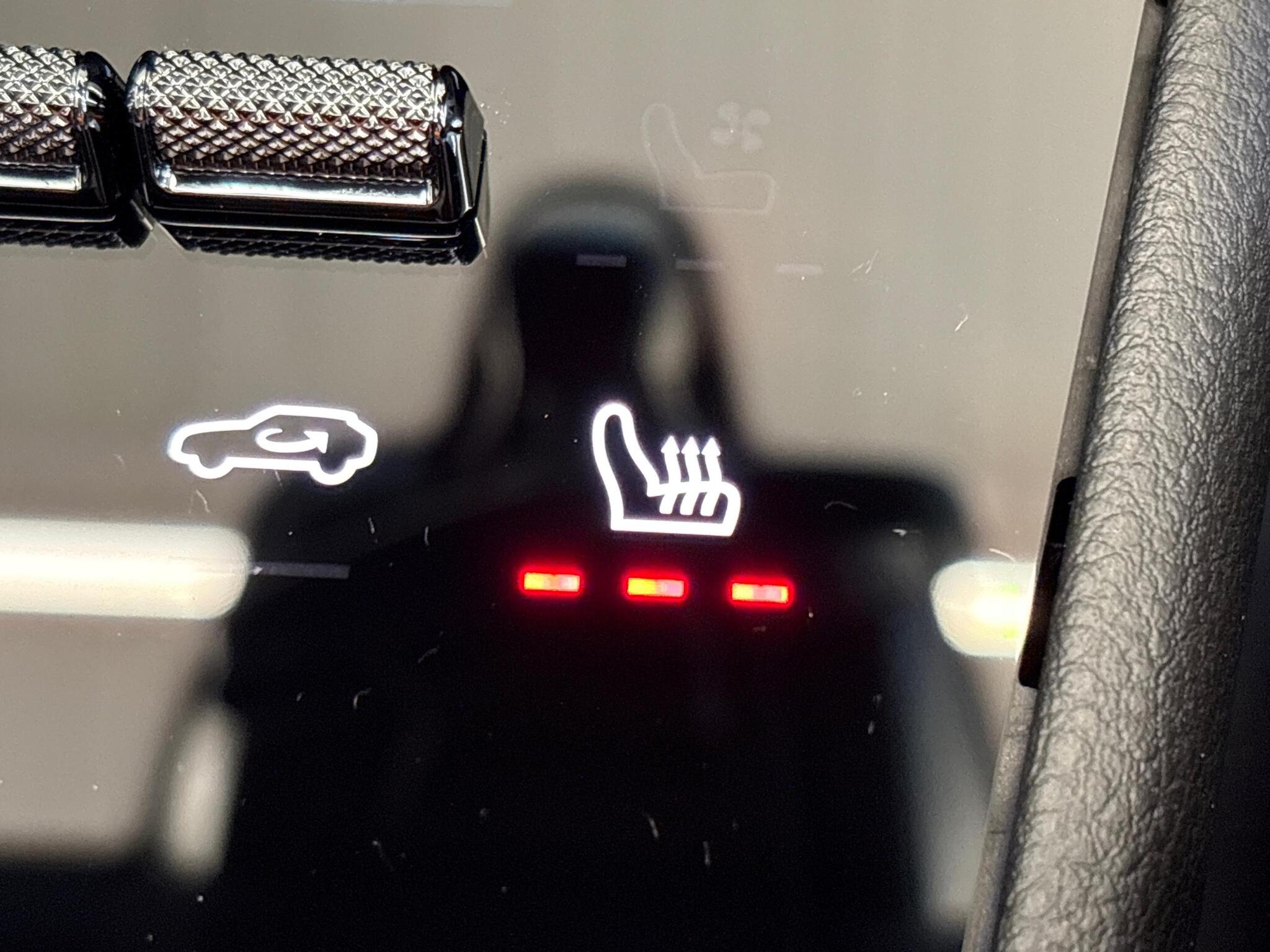 Porsche Cayenne view 40