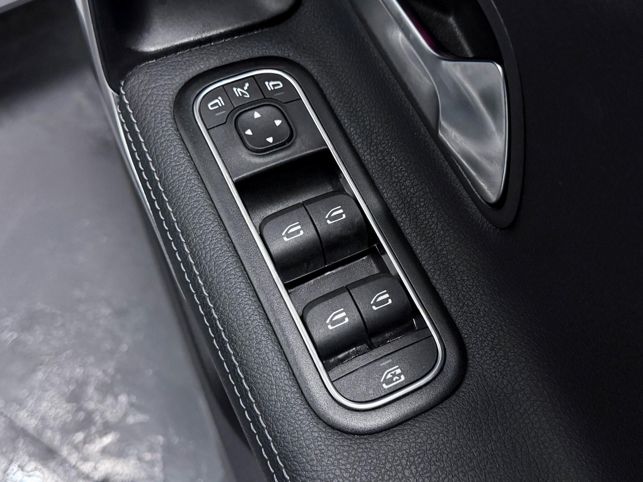 Mercedes-Benz A Class view 26