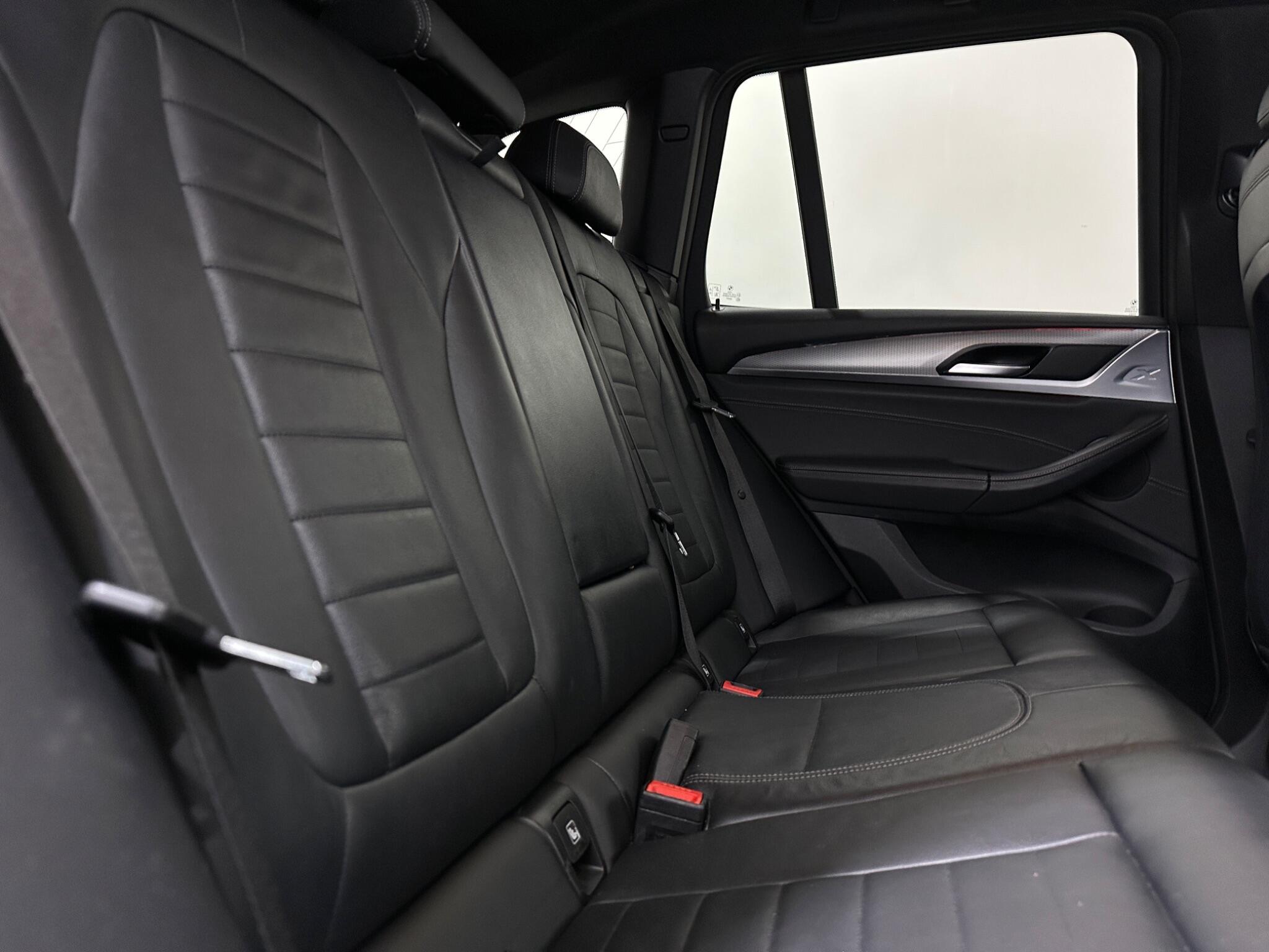BMW X3 view 42