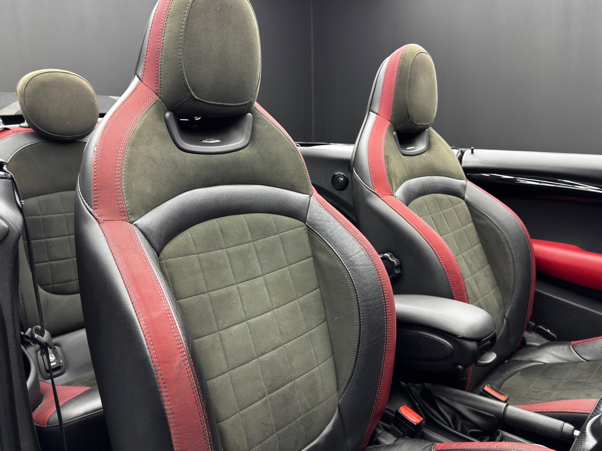 Mini Convertible view 11