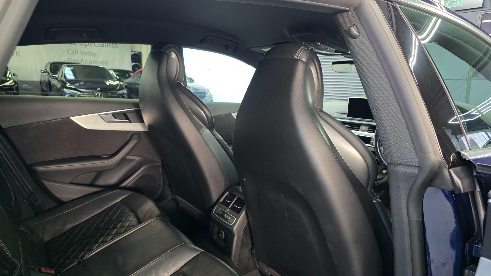 Audi S5 view 15
