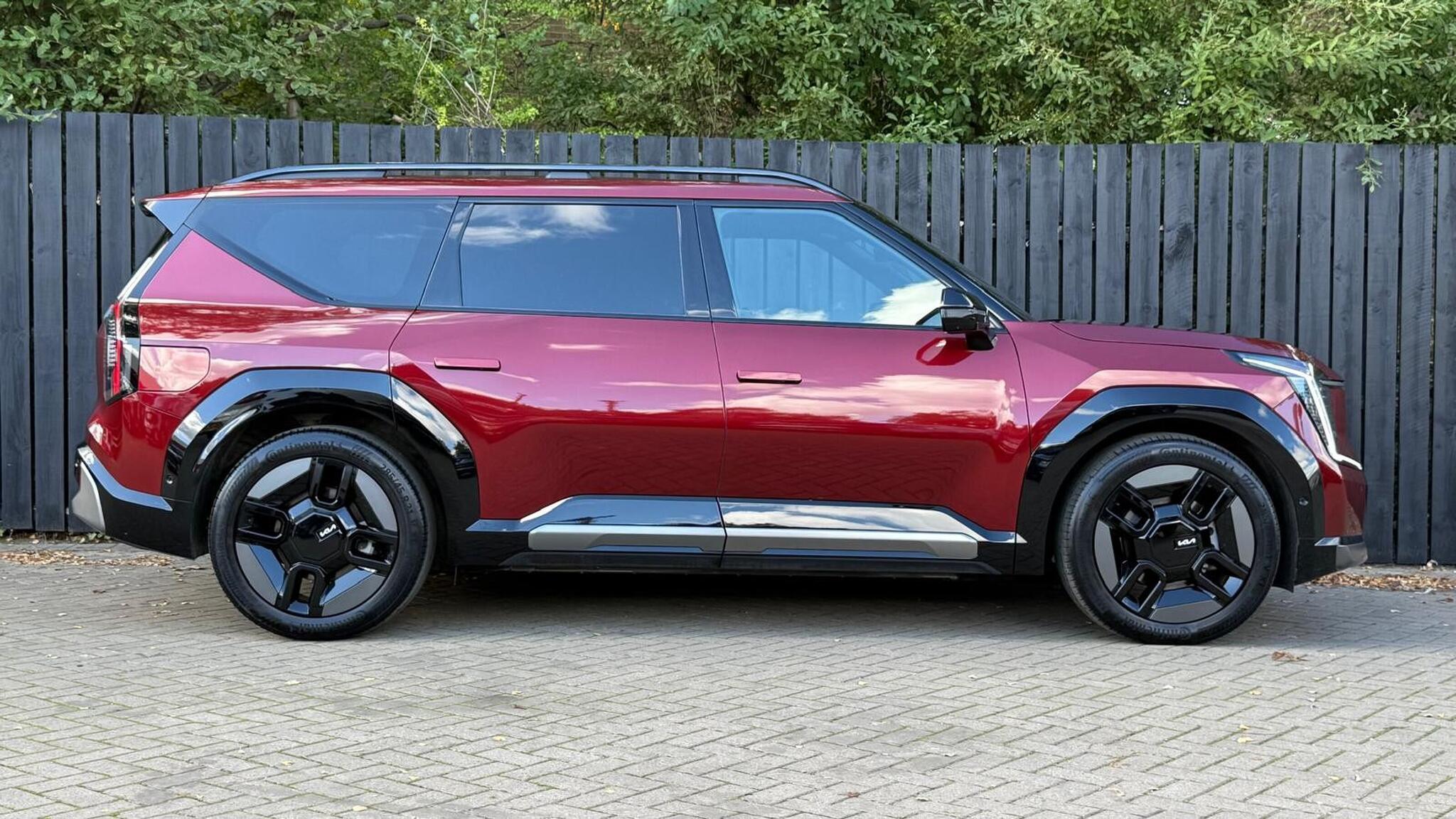 Kia Ev9 view 11