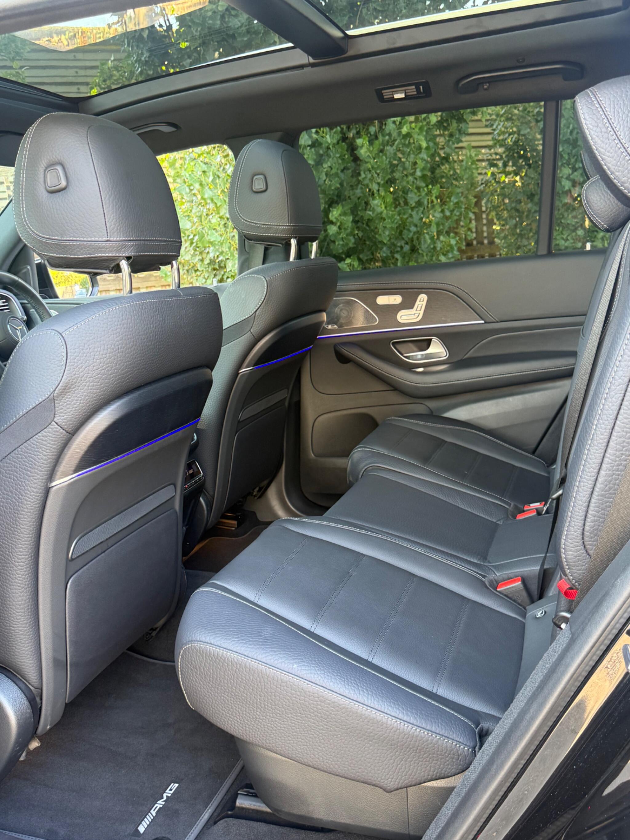 Mercedes-Benz GLS view 14