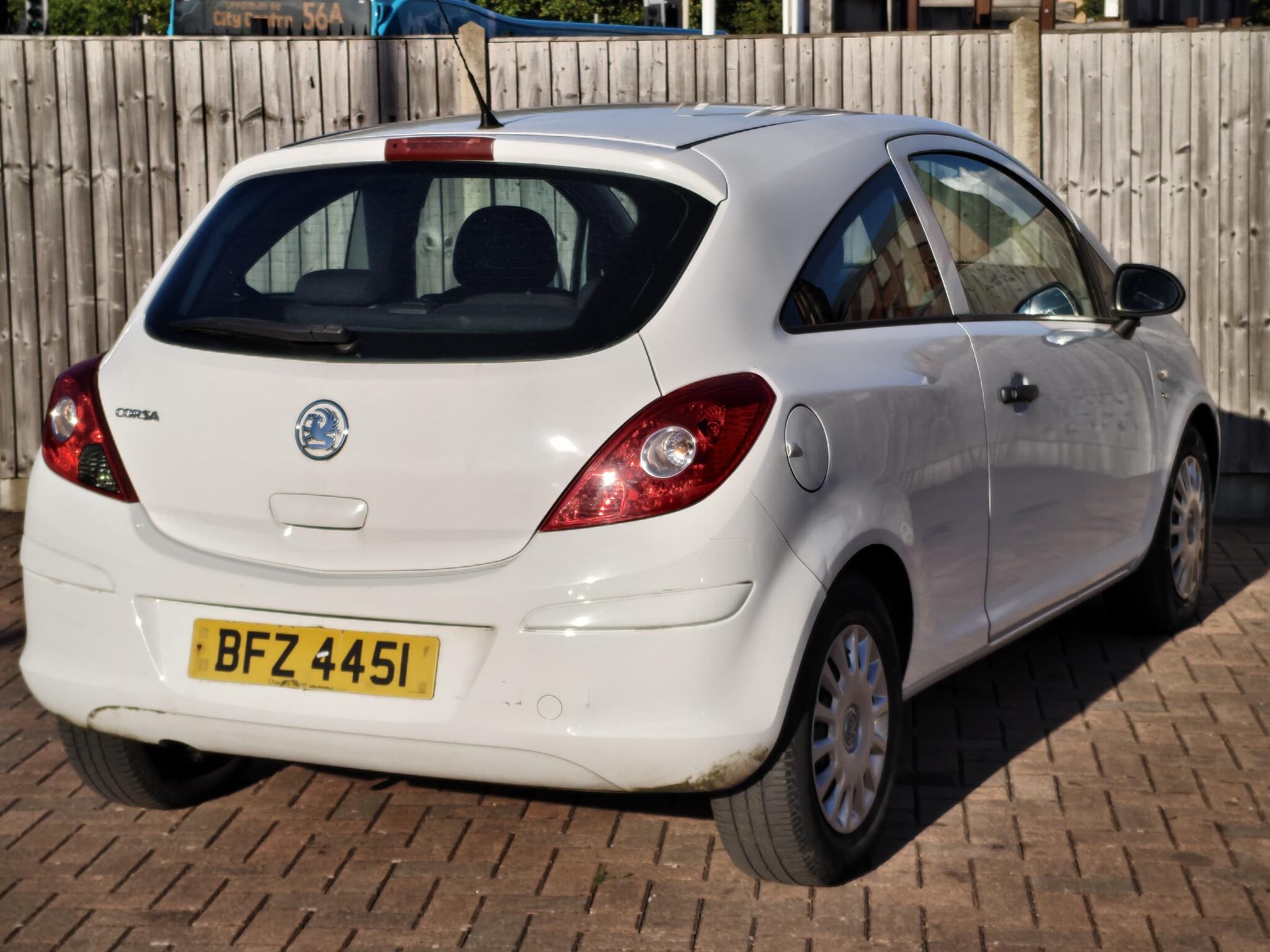Vauxhall Corsa view 5