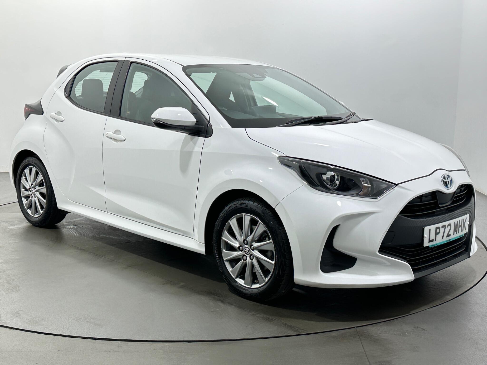 2023 Toyota Yaris in White for sale