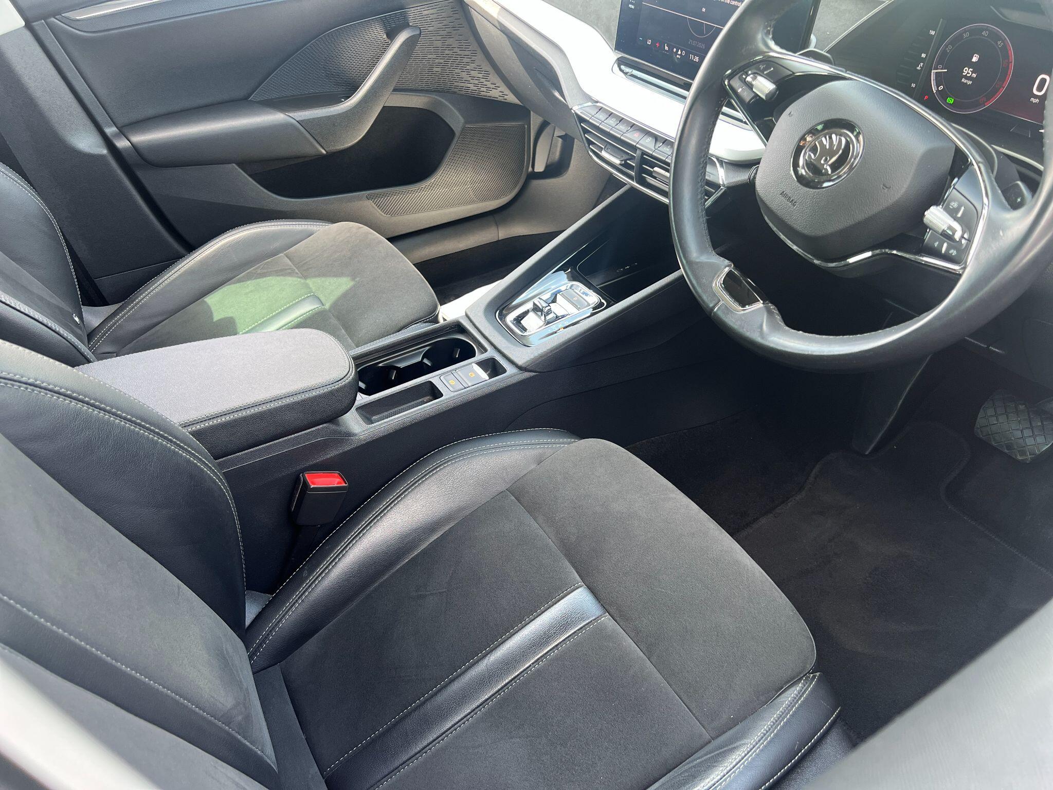 Skoda Octavia view 21
