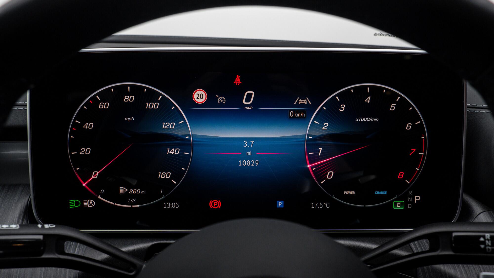 Mercedes-Benz Cle view 42