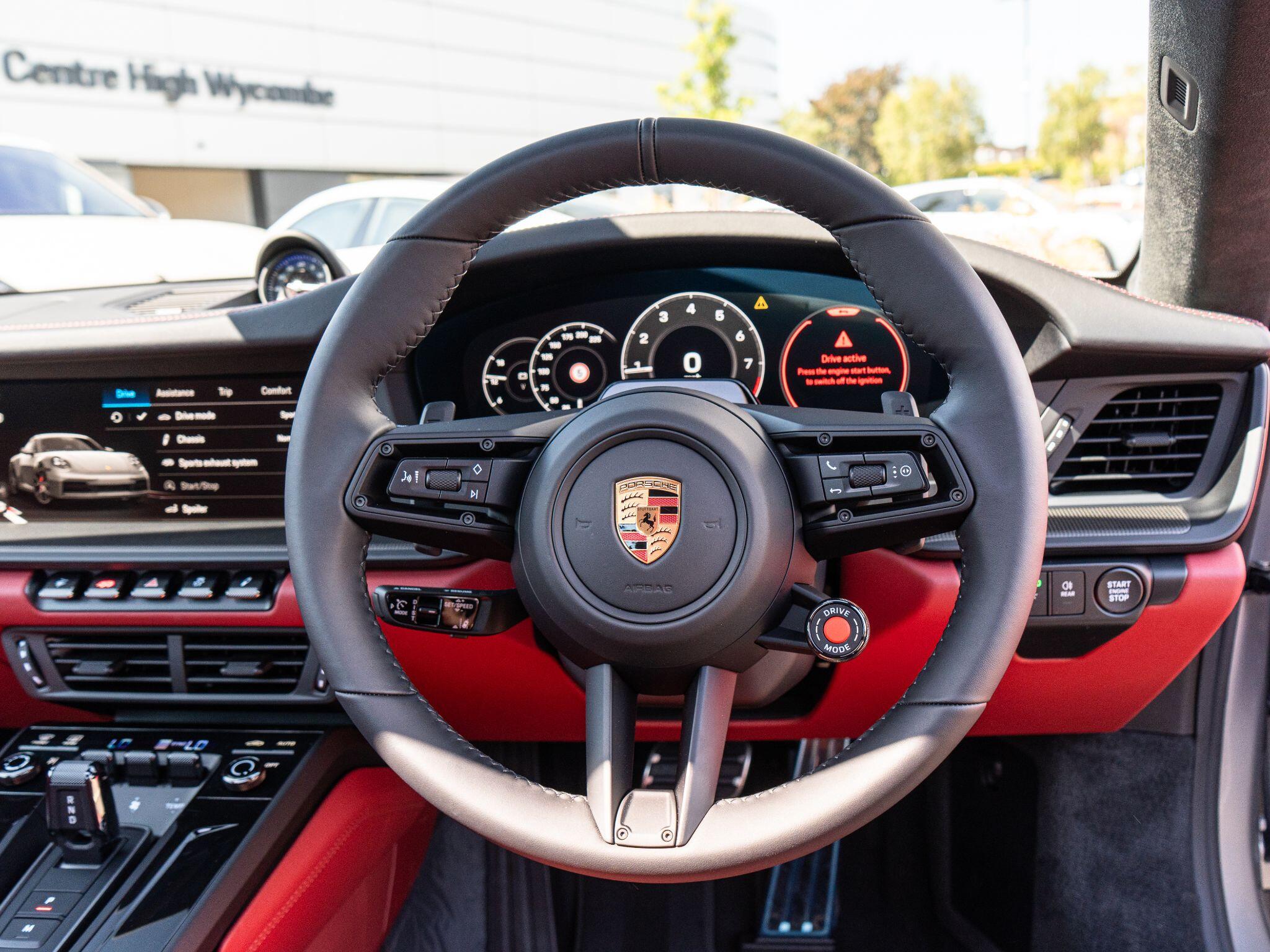 Porsche 911 view 37