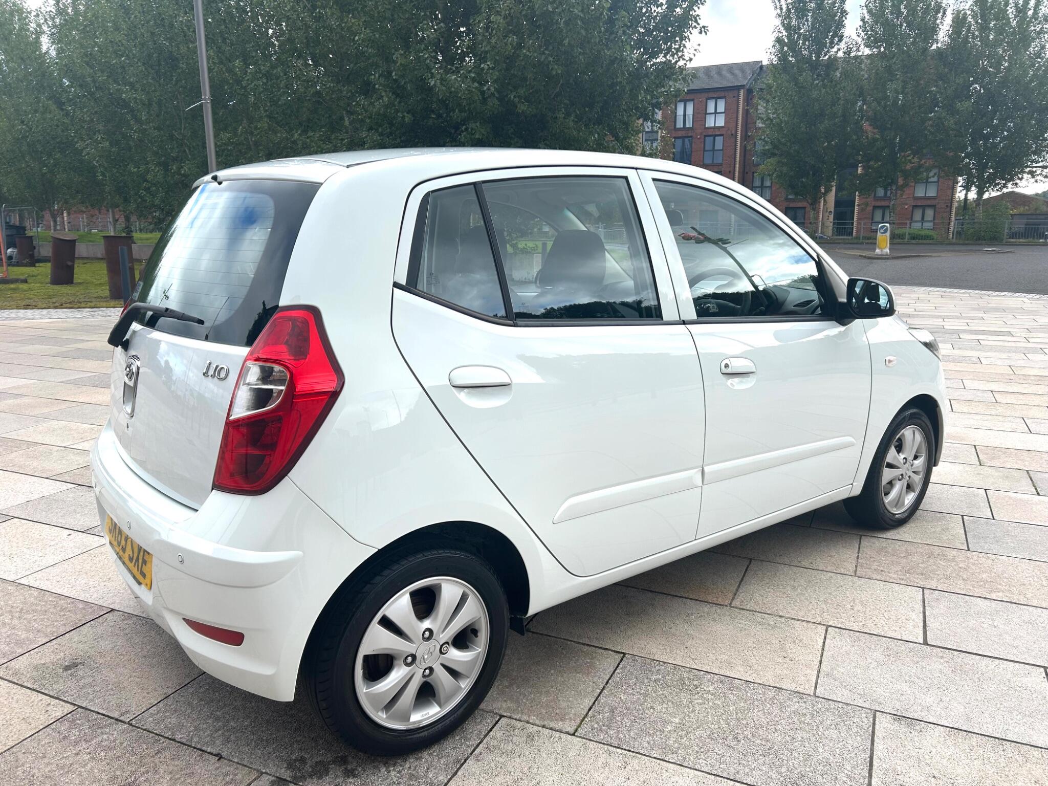 Hyundai I10 view 18