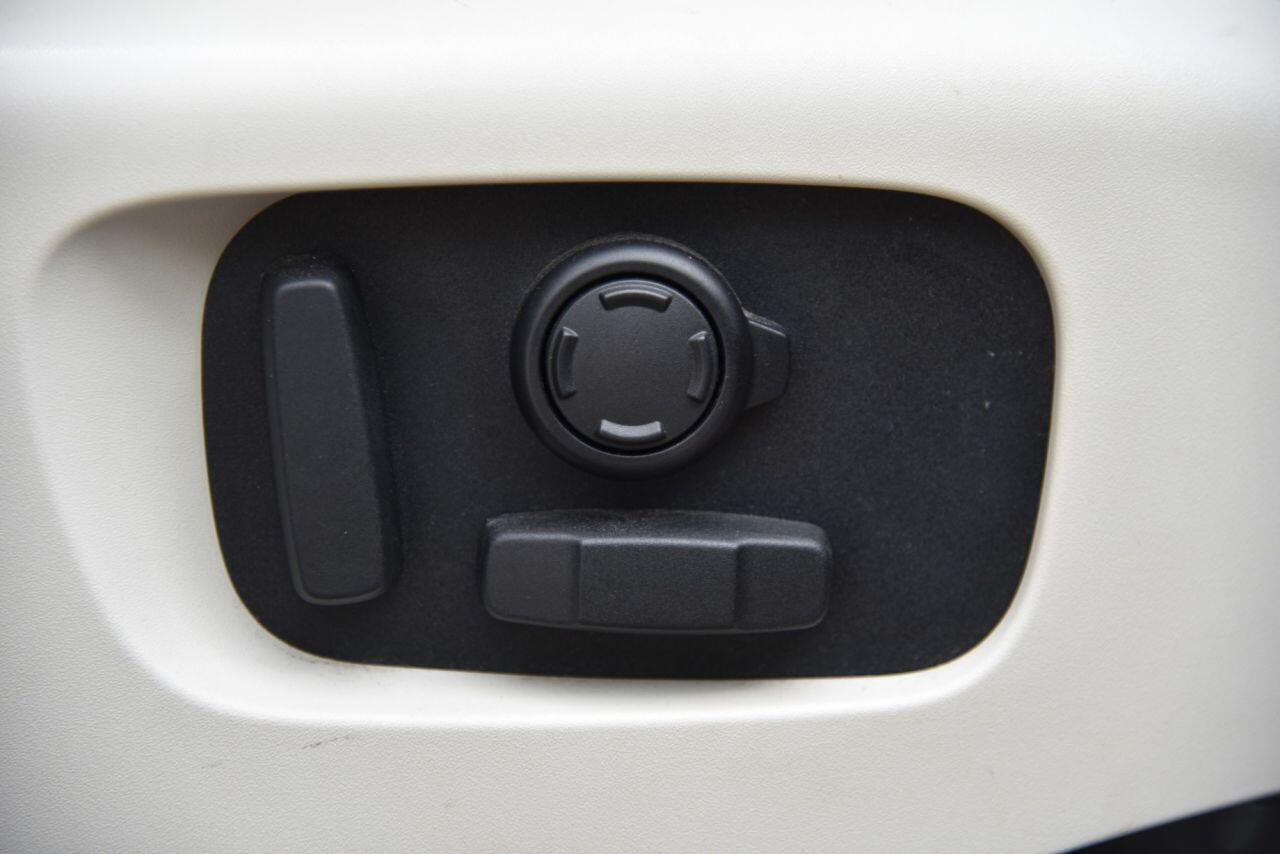 Land Rover Discovery view 63