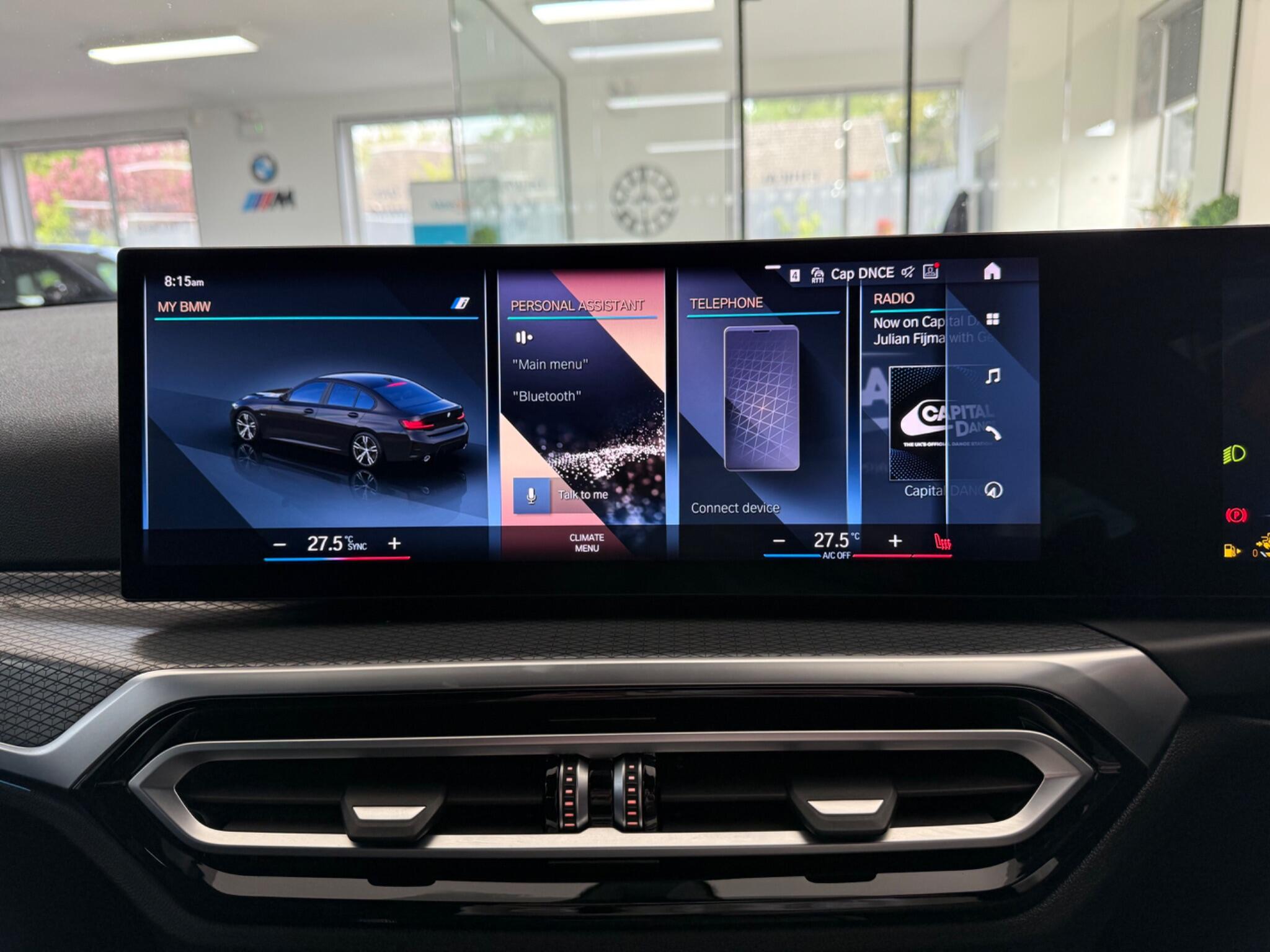 BMW 3 Series view 23