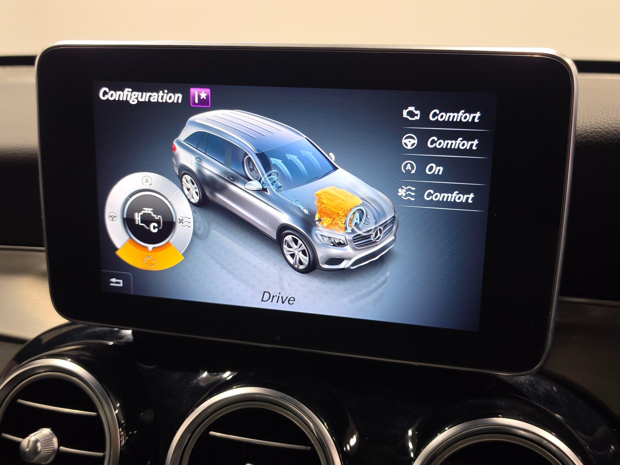 Mercedes-Benz GLC view 34