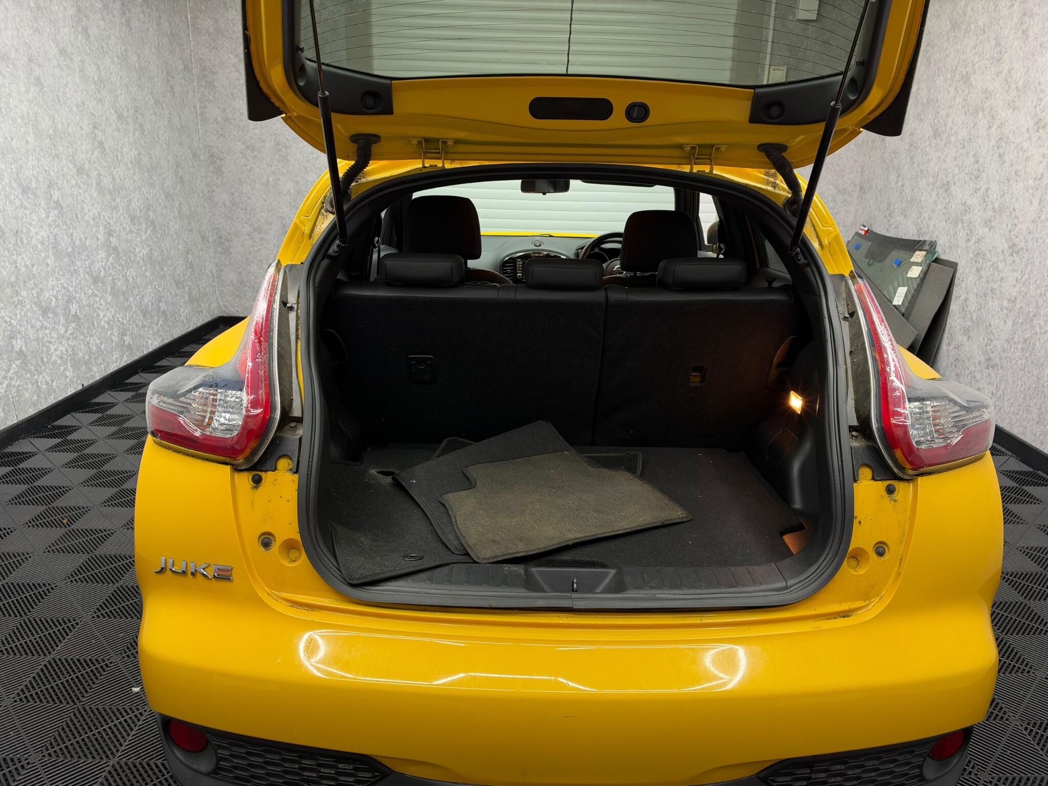 Nissan Juke view 25
