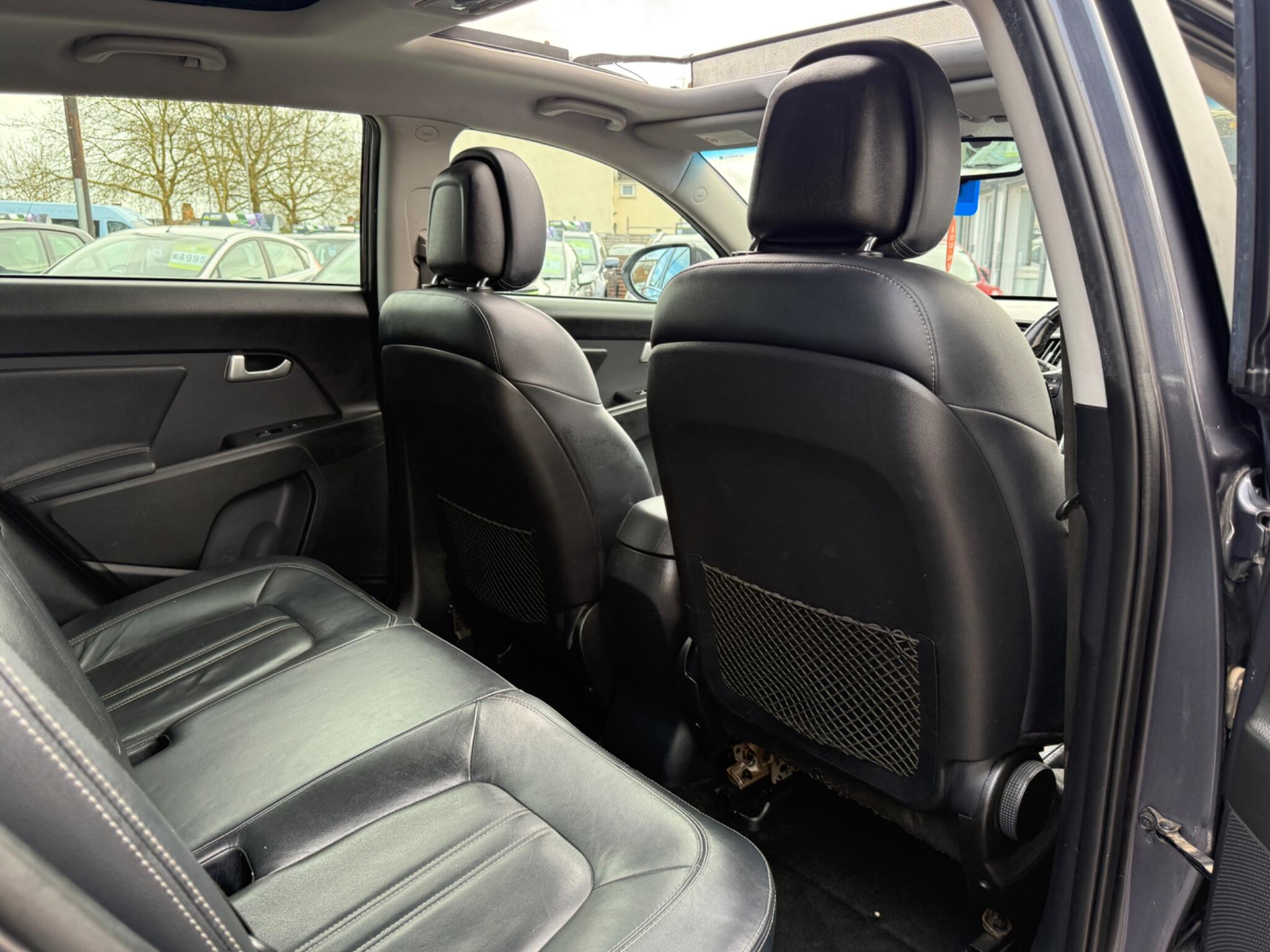Kia Sportage - Image 44