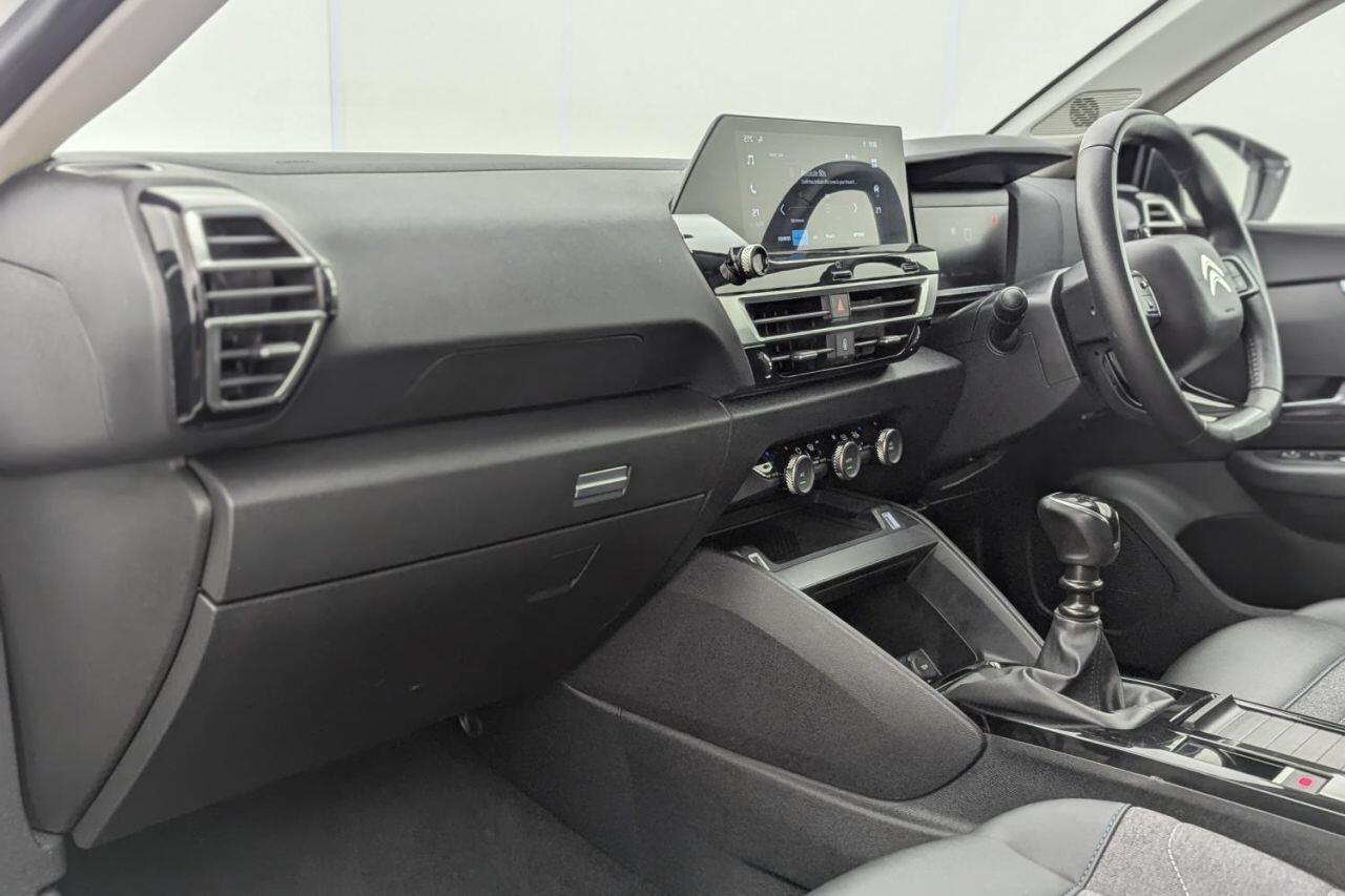Citroen C4 view 24