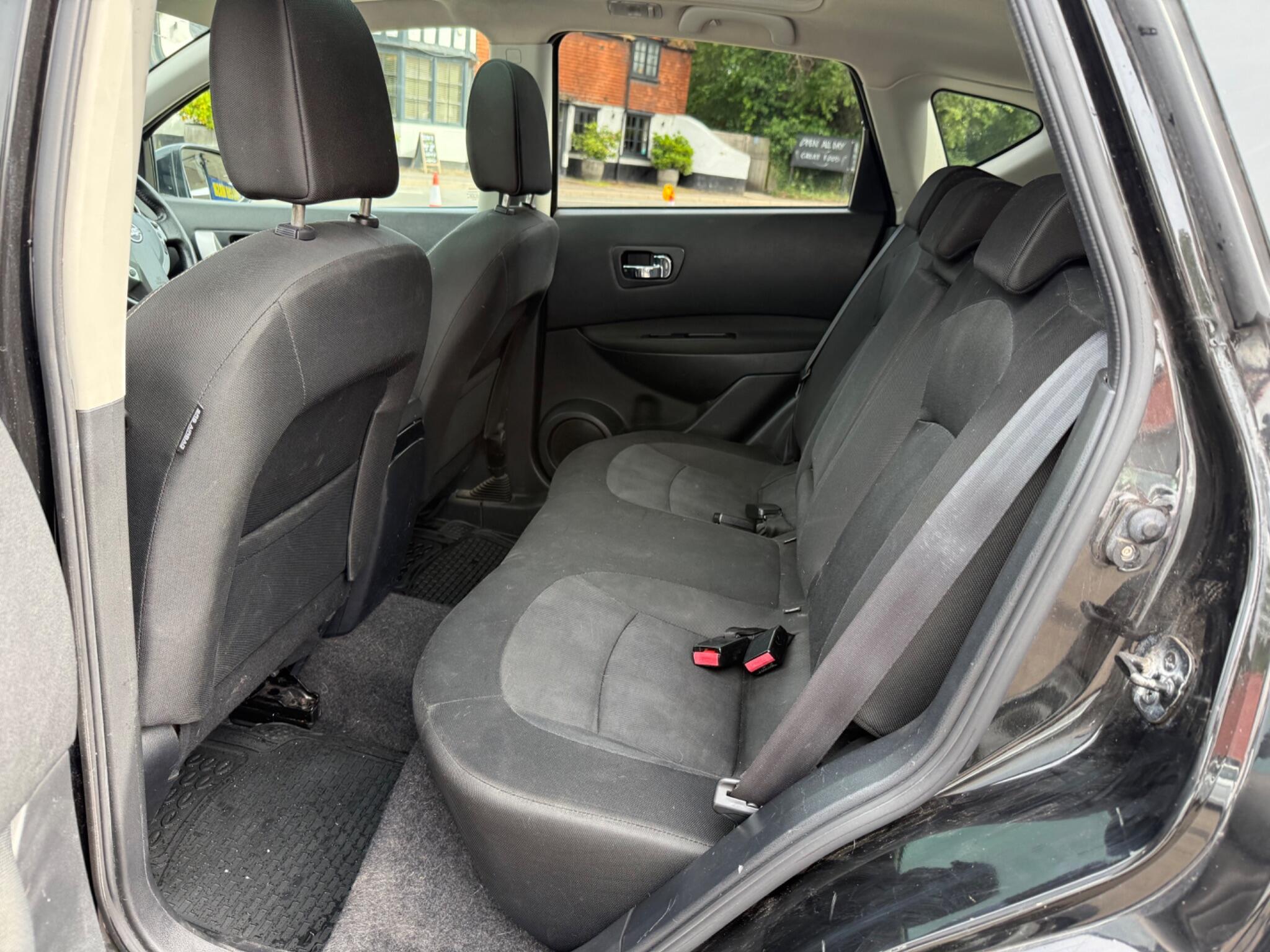Nissan Qashqai view 24