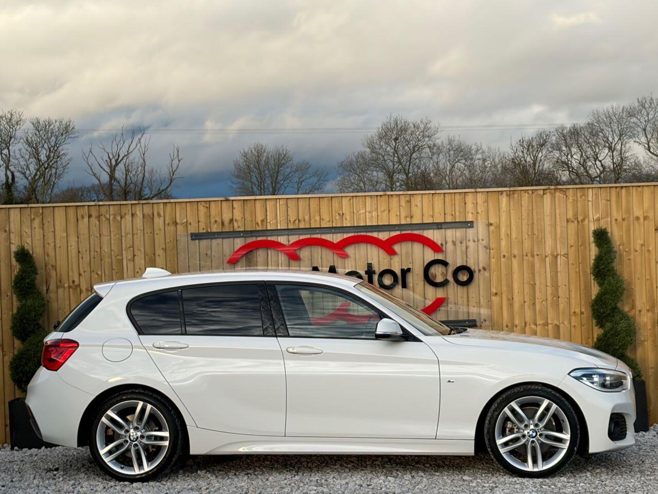 BMW 1 Series view 8